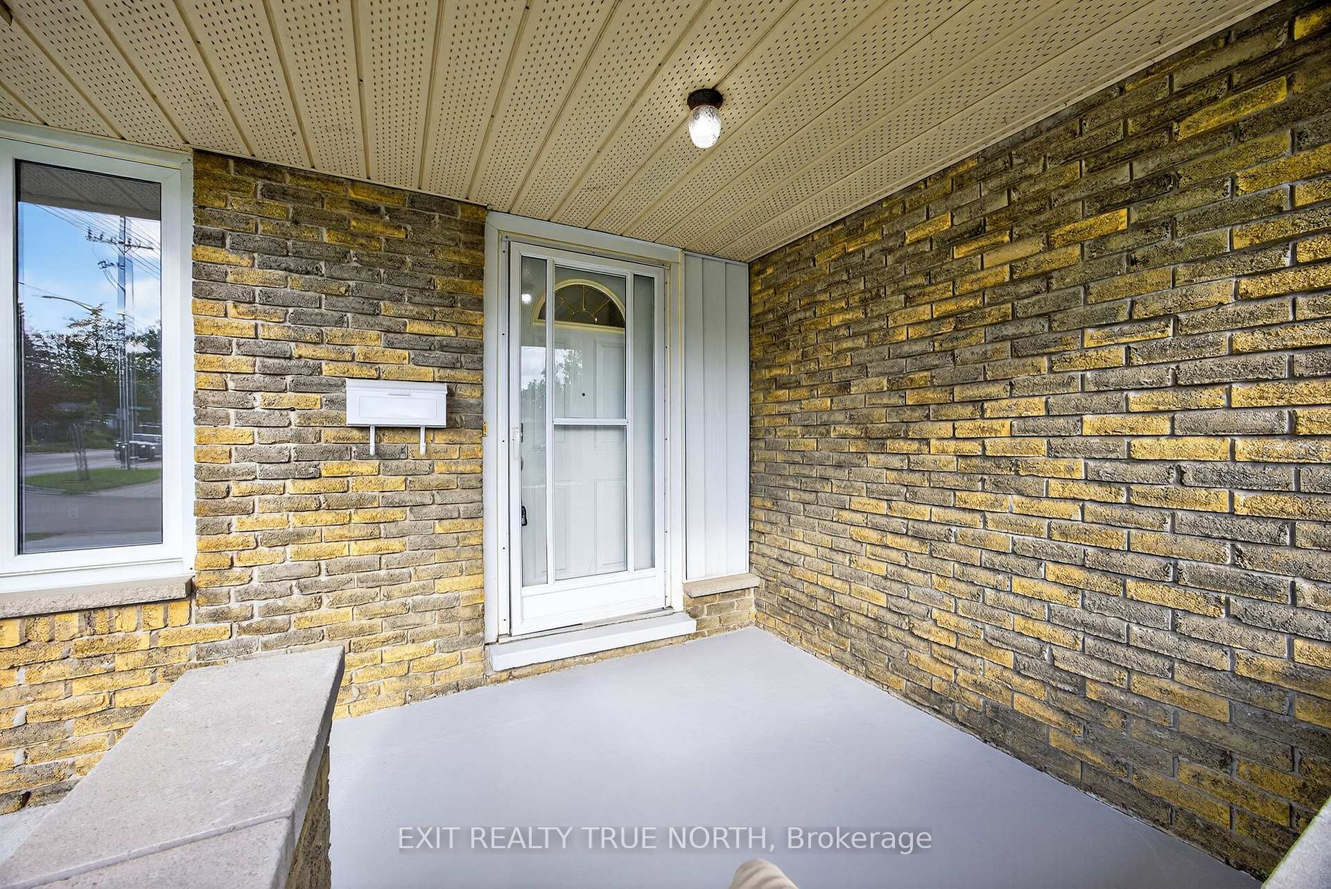 Photo 6 of 23 Janine Street, Barrie, Cundles East — HOMEH