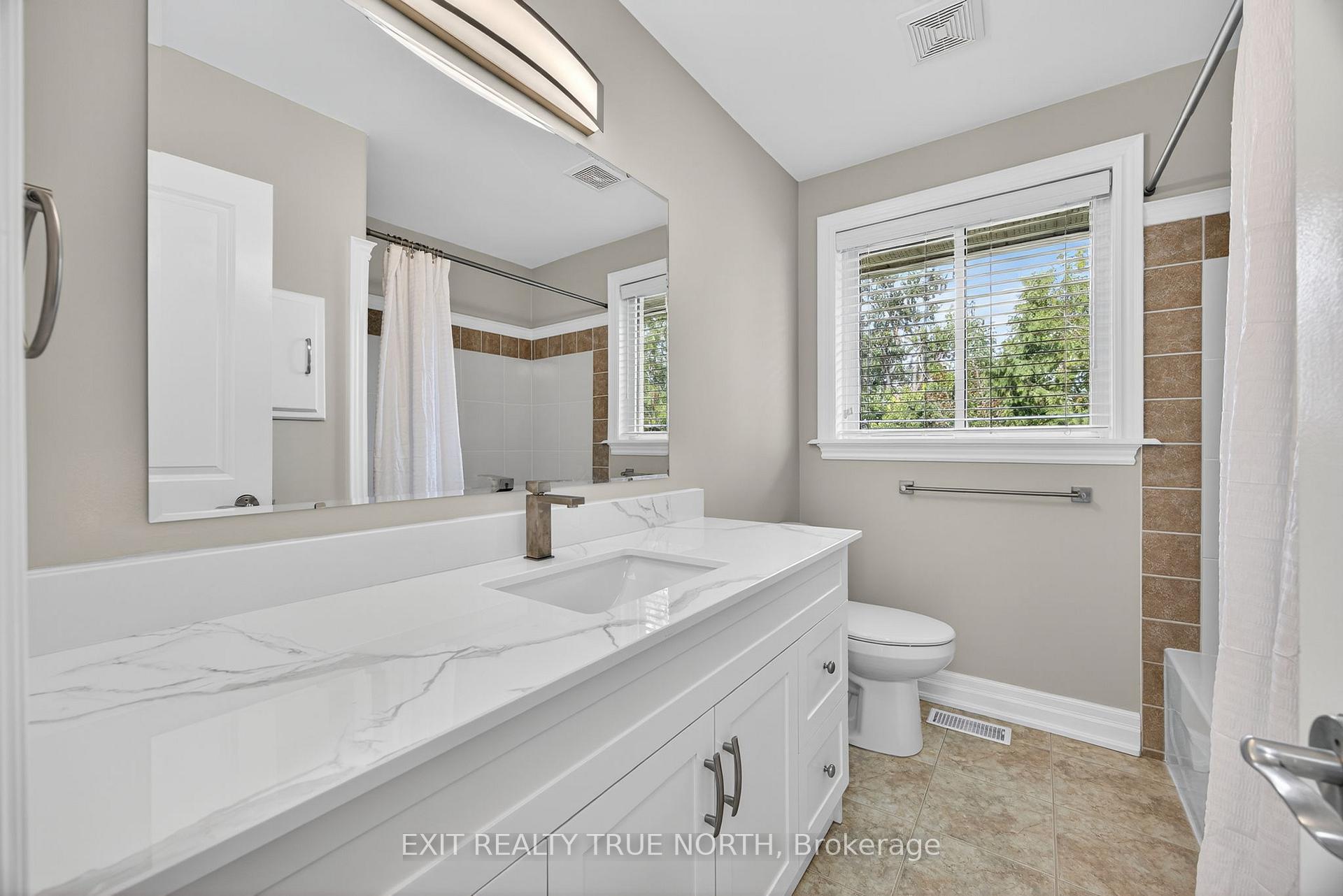 Photo 27 of 23 Janine Street, Barrie, Cundles East — HOMEH