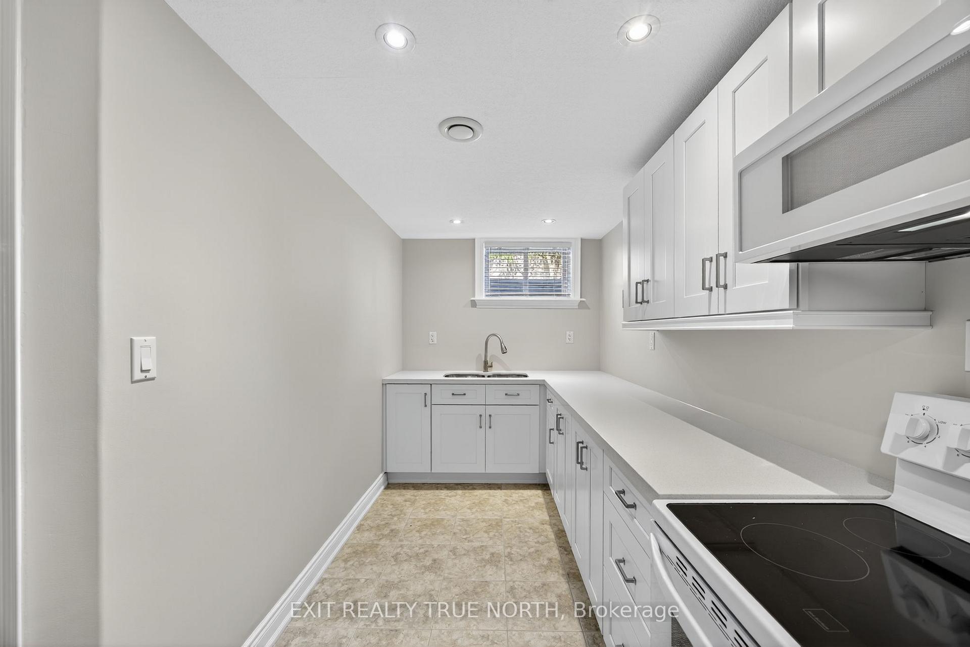 Photo 32 of 23 Janine Street, Barrie, Cundles East — HOMEH