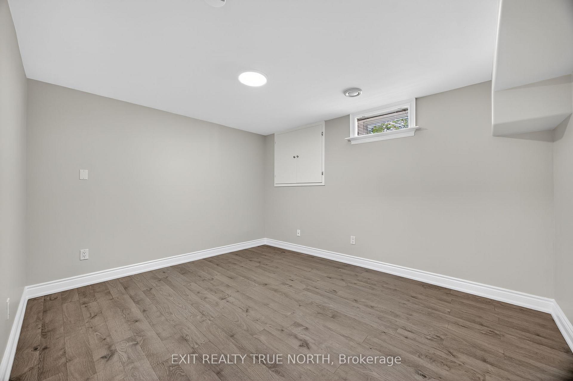 Photo 38 of 23 Janine Street, Barrie, Cundles East — HOMEH