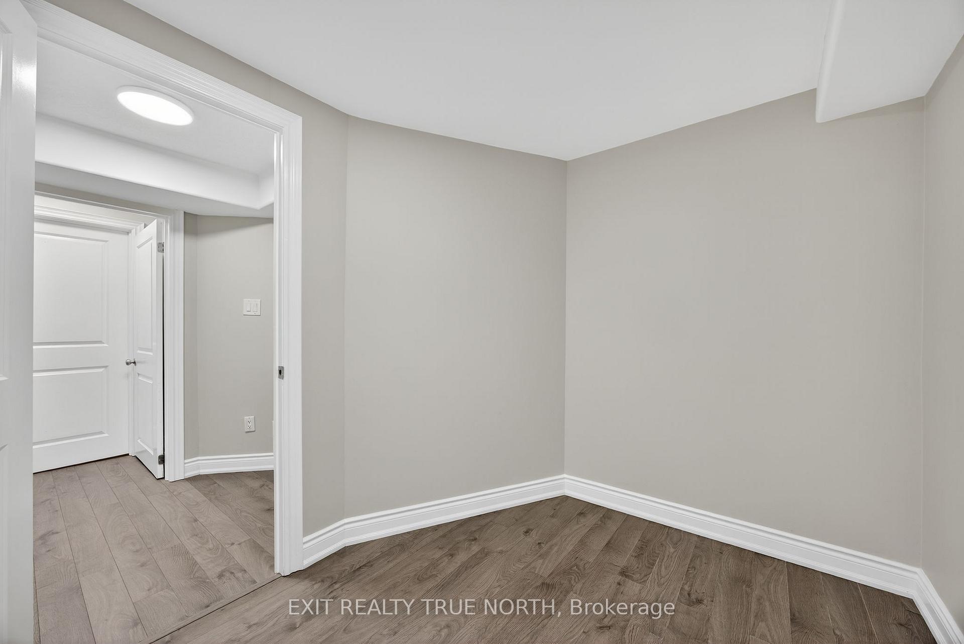 Photo 41 of 23 Janine Street, Barrie, Cundles East — HOMEH