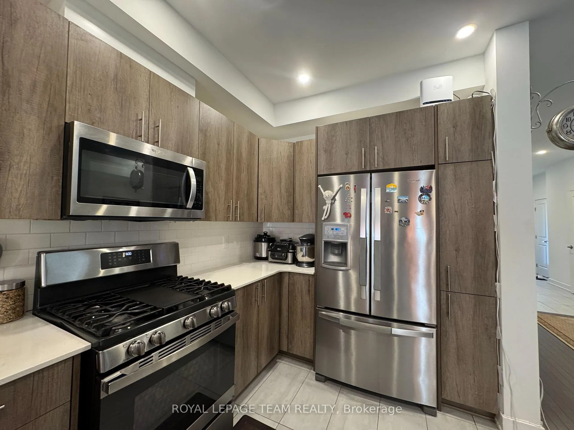 Photo 9 of 229 Zinnia Way, Ottawa, Riverside South/Gloucester Glen — HOMEH