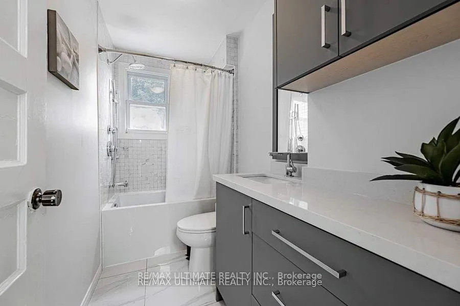 Photo 15 of Unit Main, 33 Alton Avenue, Toronto, South Riverdale — HOMEH