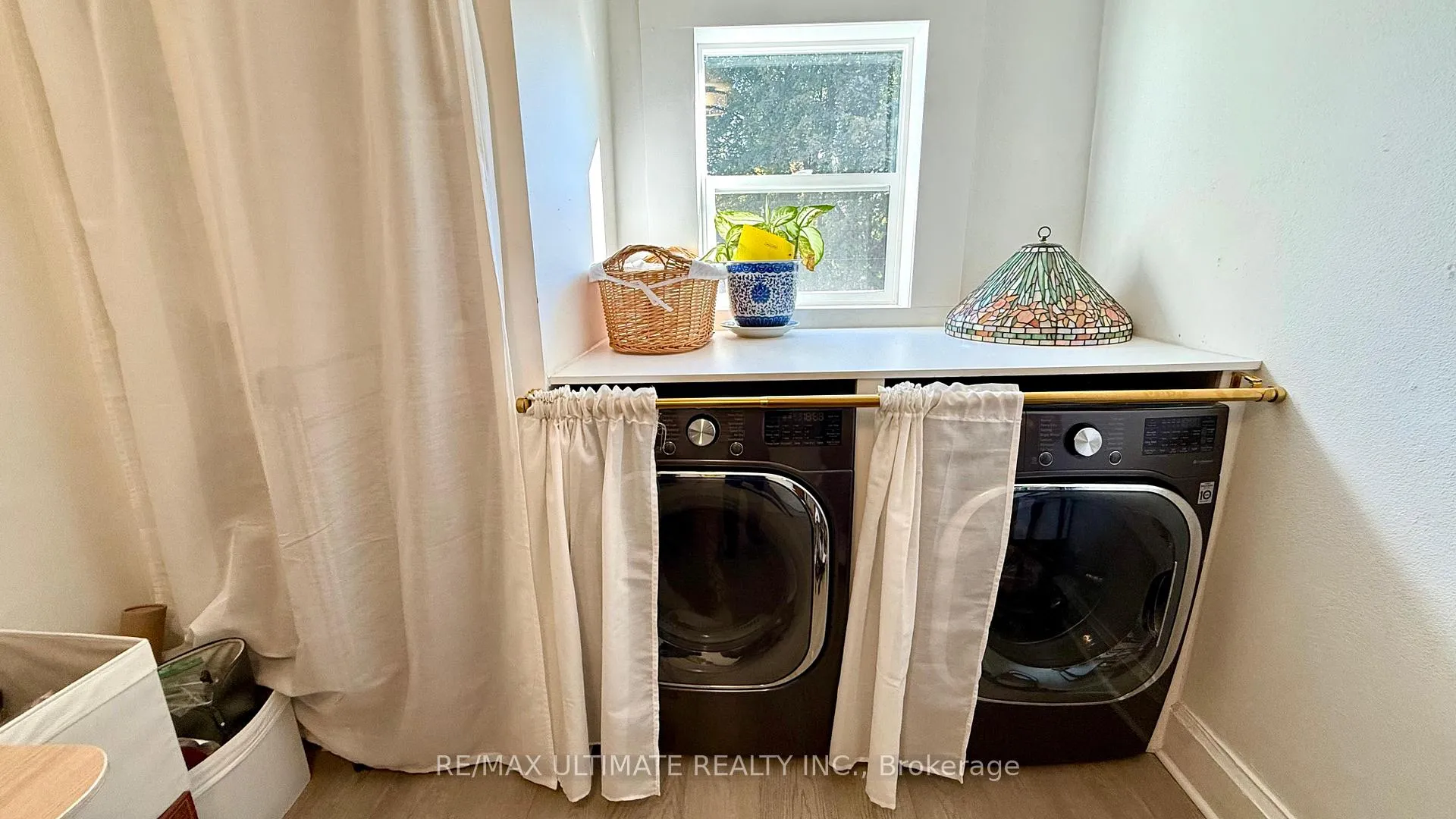 Photo 16 of Unit Main, 33 Alton Avenue, Toronto, South Riverdale — HOMEH