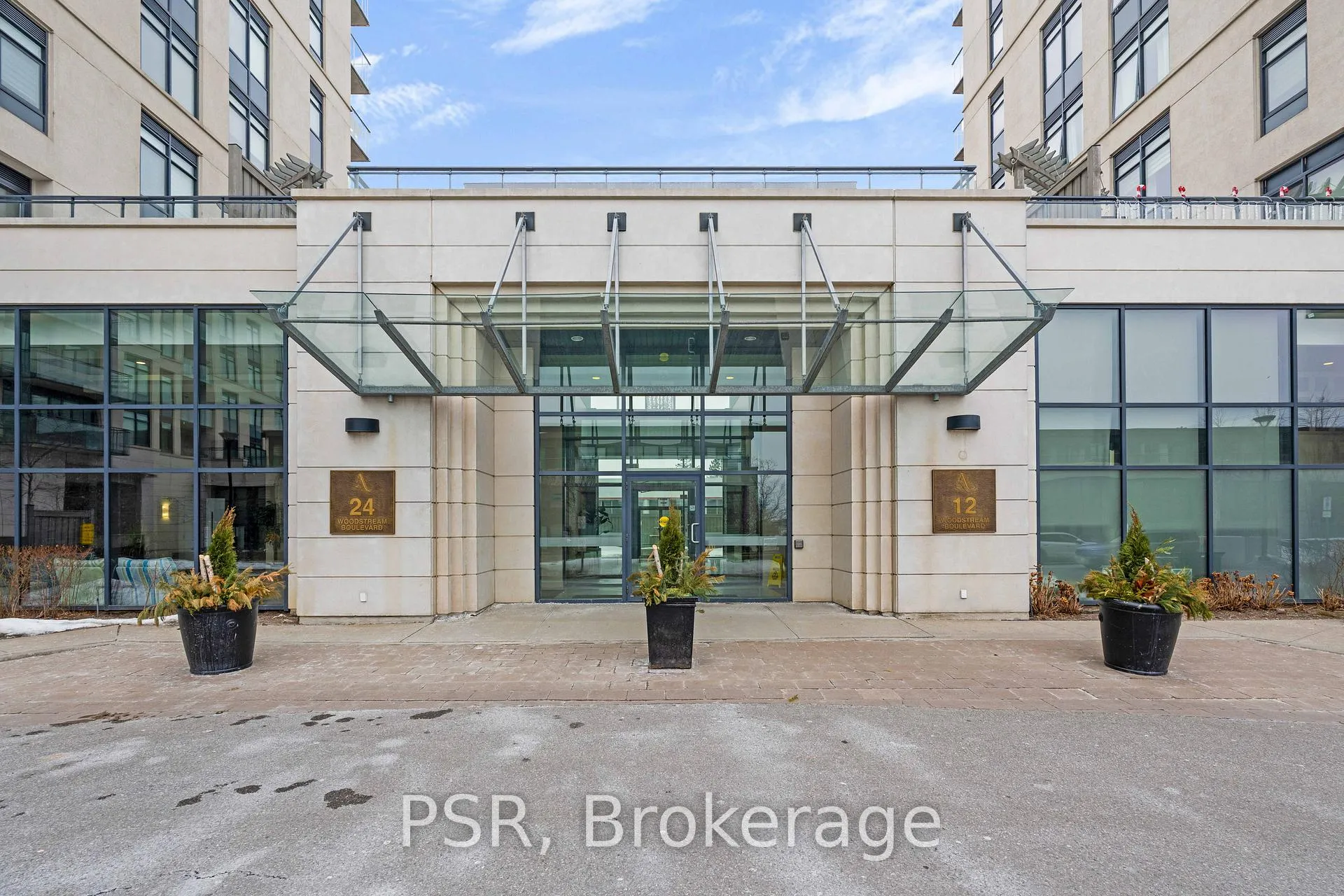 Photo 2 of Unit 908, 24 Woodstream Boulevard, Vaughan, Vaughan Grove — HOMEH