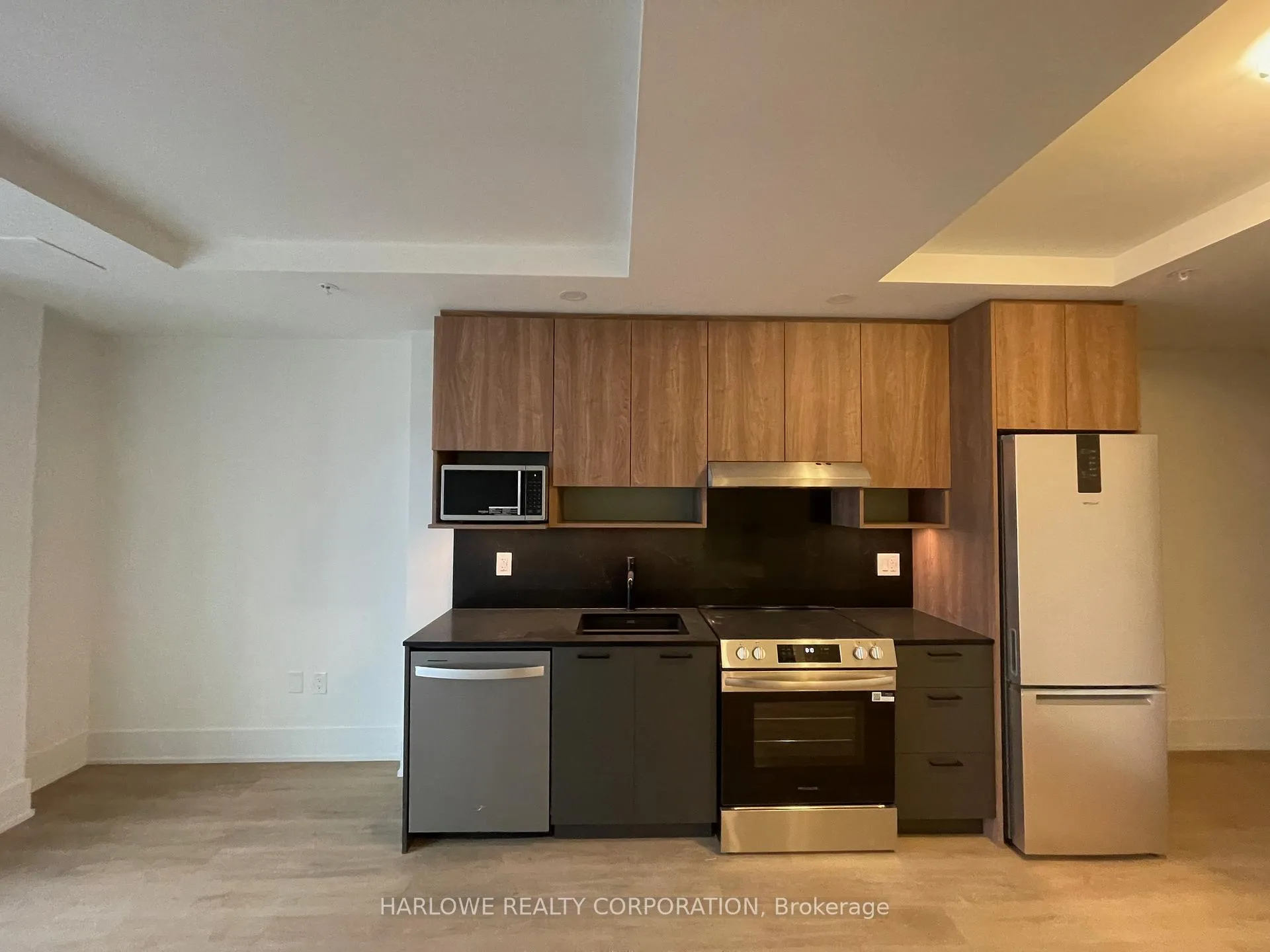 Front of Unit 1306, 206 King Street W