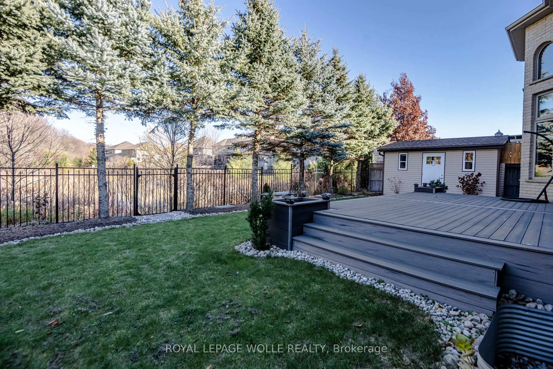 Photo 12 of 406 Rideau River Street, Waterloo — HOMEH