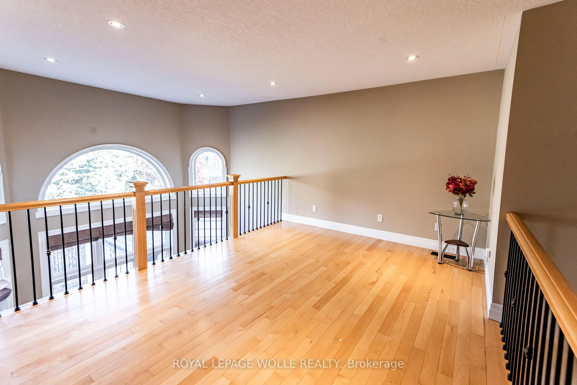 Photo 16 of 406 Rideau River Street, Waterloo — HOMEH