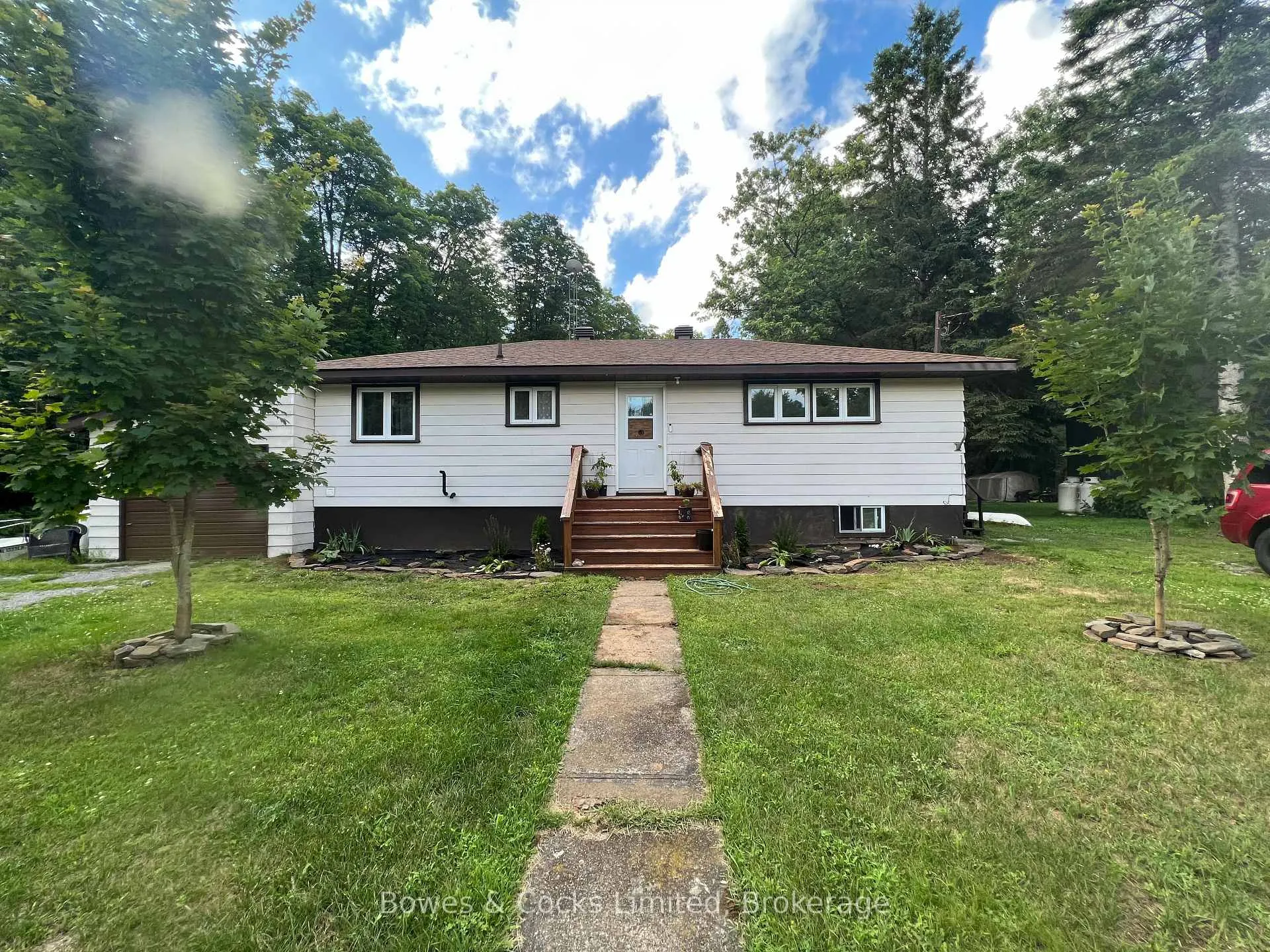 Photo 1 of 1052 Estates Road, Highlands East, Bicroft Ward — HOMEH
