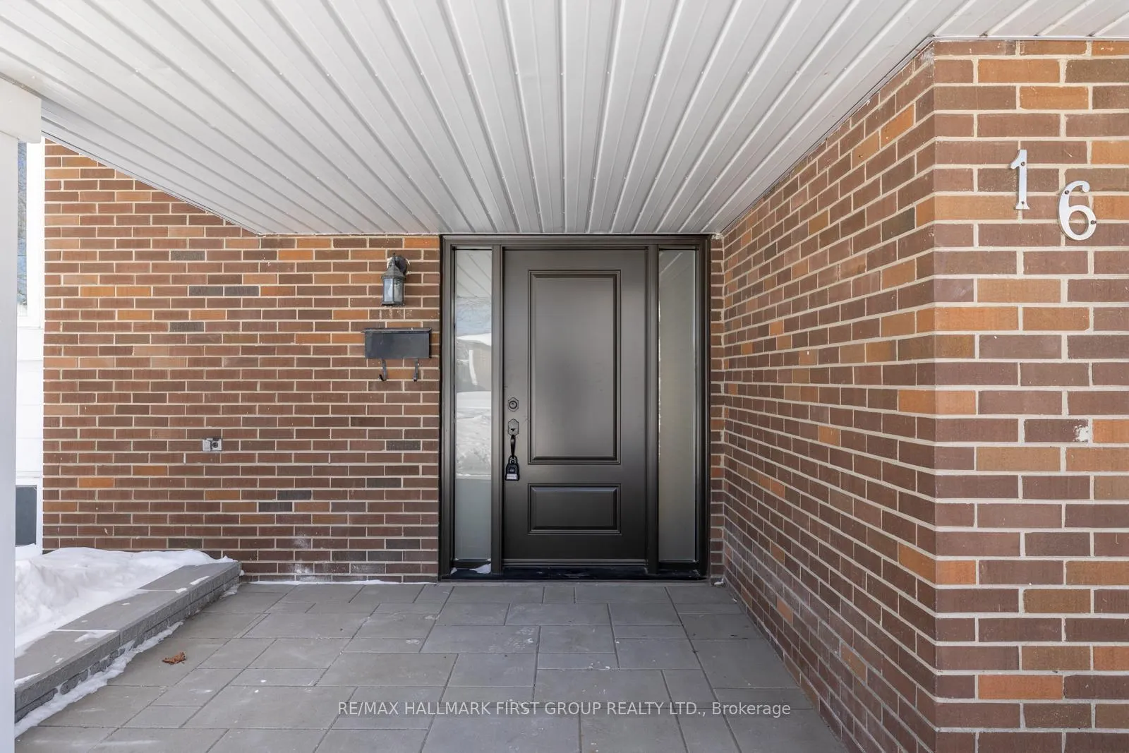 Photo 2 of 16 Bryant Road, Ajax, South East — HOMEH