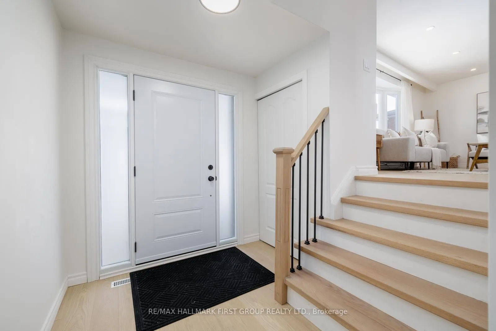 Photo 3 of 16 Bryant Road, Ajax, South East — HOMEH