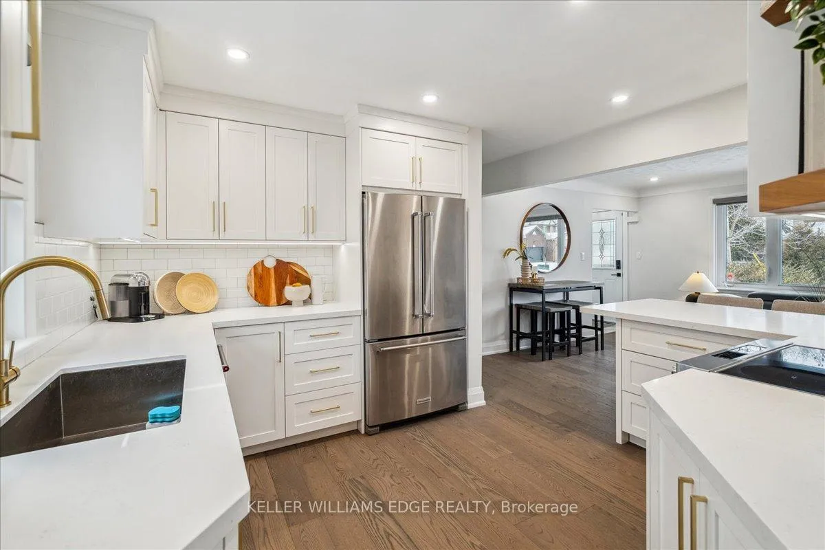 Photo 10 of 4 Fernwood Crescent, Hamilton, Hampton Heights — HOMEH
