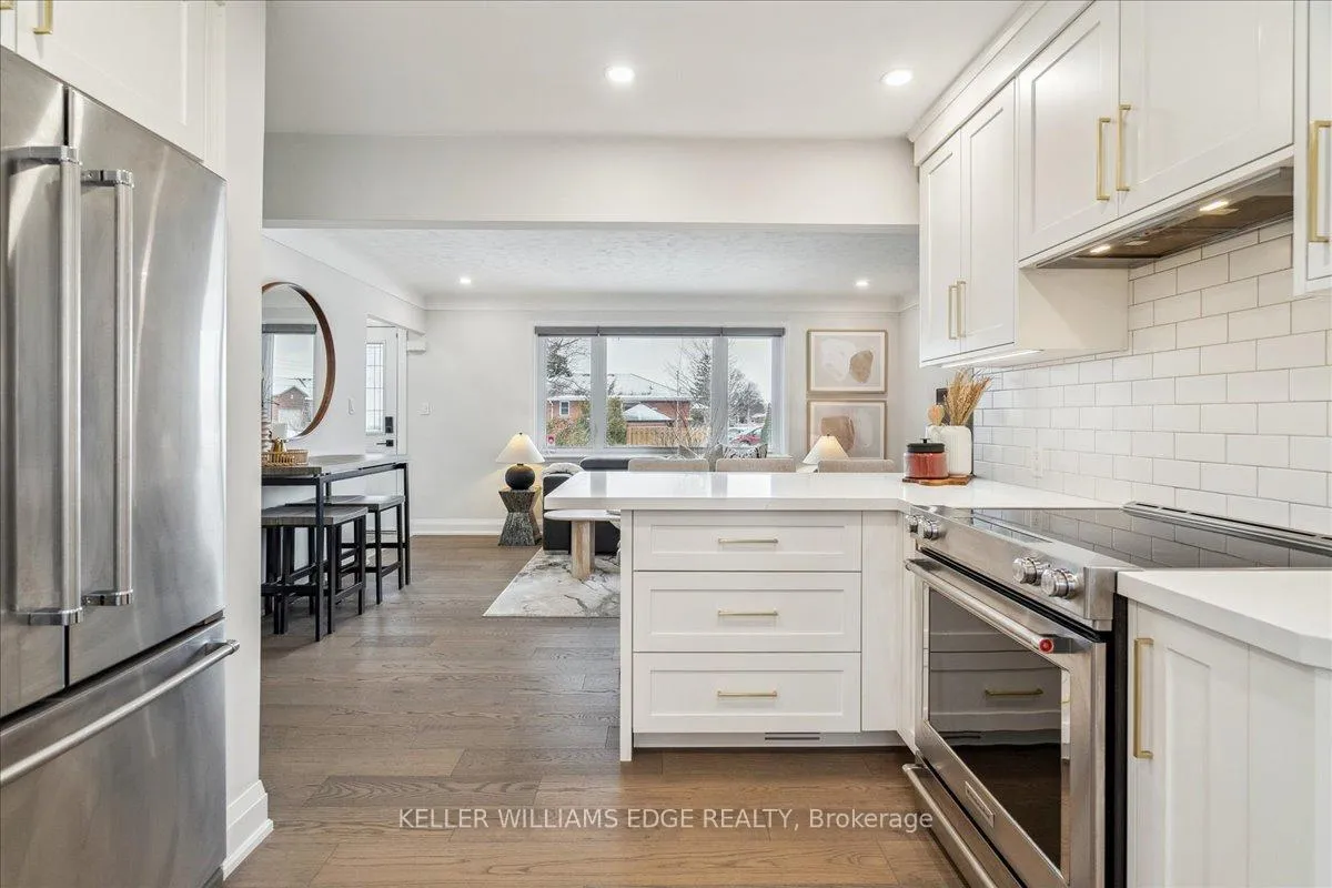 Photo 12 of 4 Fernwood Crescent, Hamilton, Hampton Heights — HOMEH