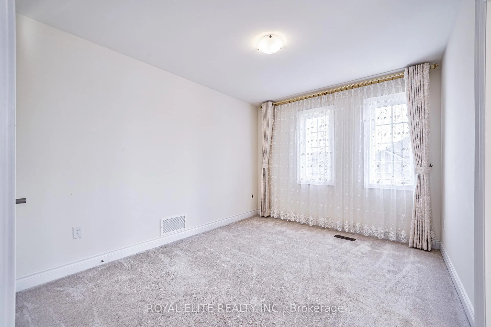 Photo 30 of 331 William Forster Road, Markham, Cornell — HOMEH