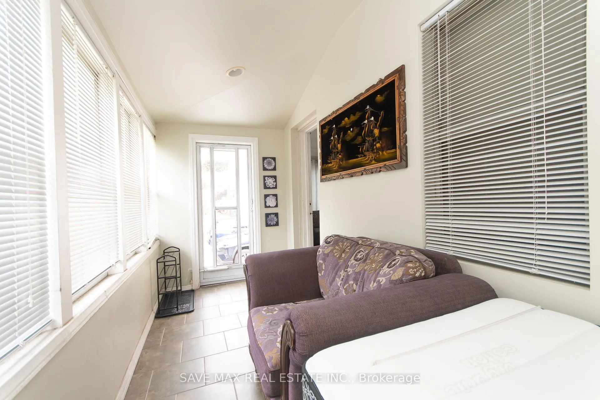 Photo 5 of 2236 Church Street, Windsor — HOMEH