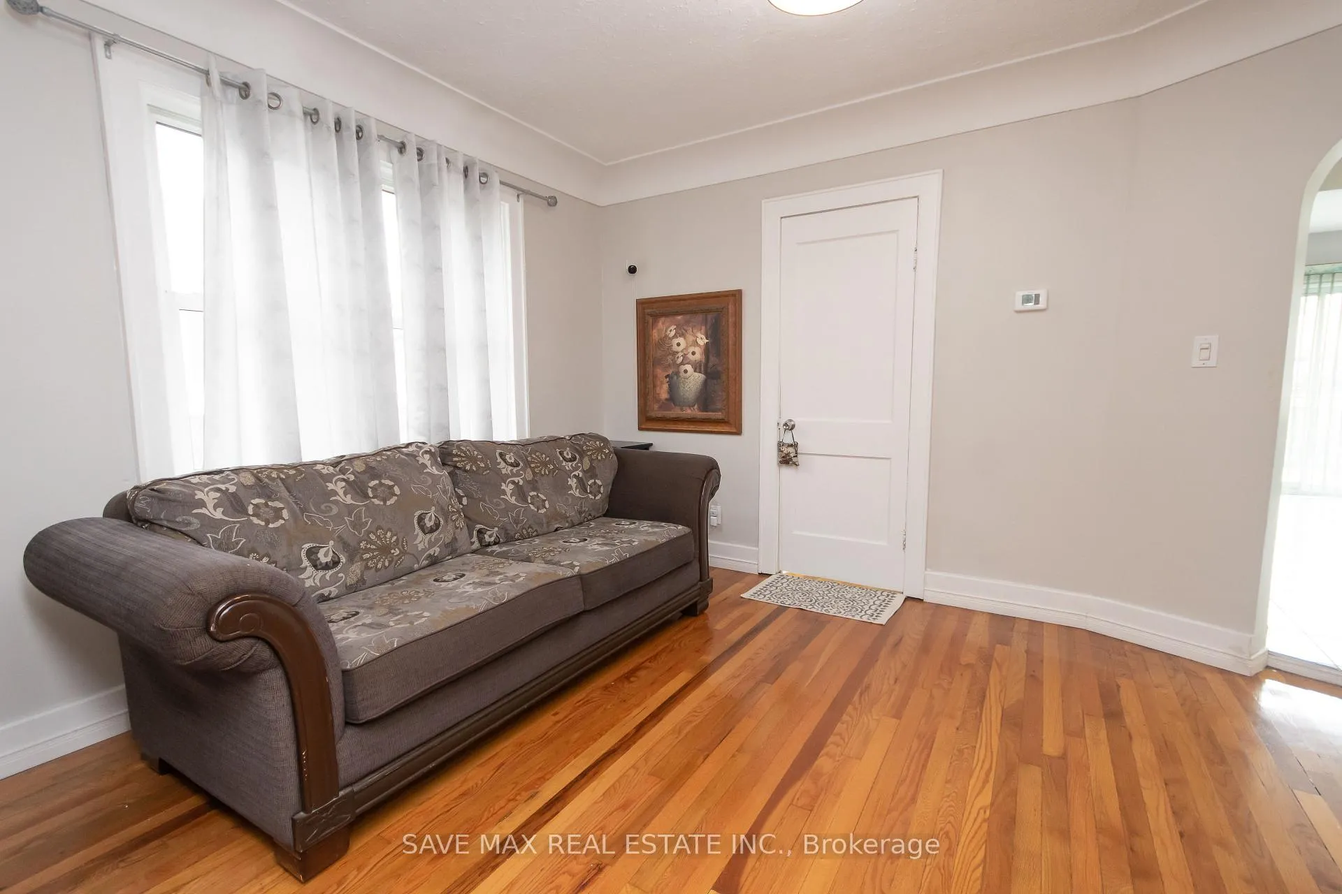 Photo 10 of 2236 Church Street, Windsor — HOMEH