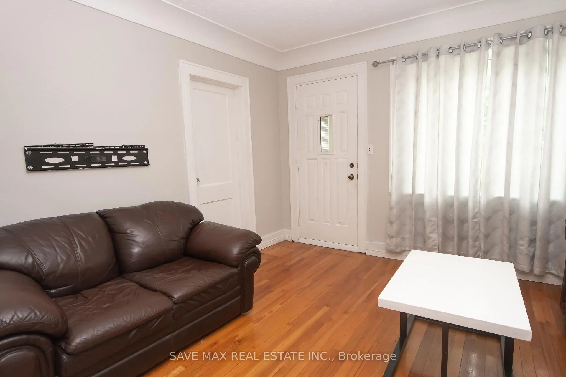 Photo 15 of 2236 Church Street, Windsor — HOMEH