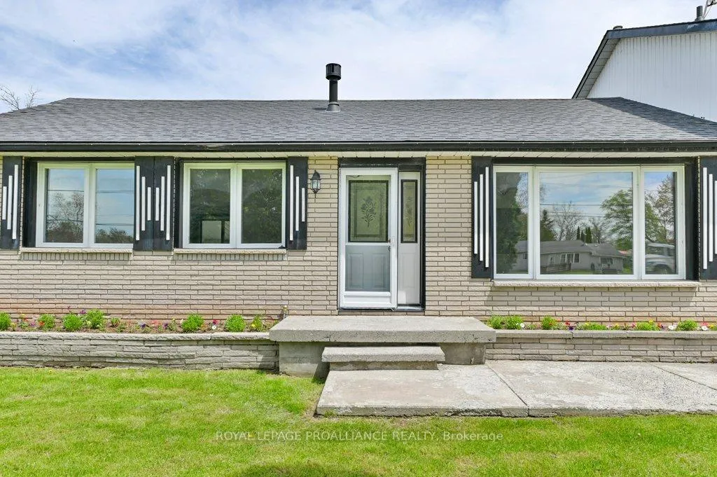 Photo 4 of 22227 Loyalist Parkway, Quinte West, Murray Ward — HOMEH