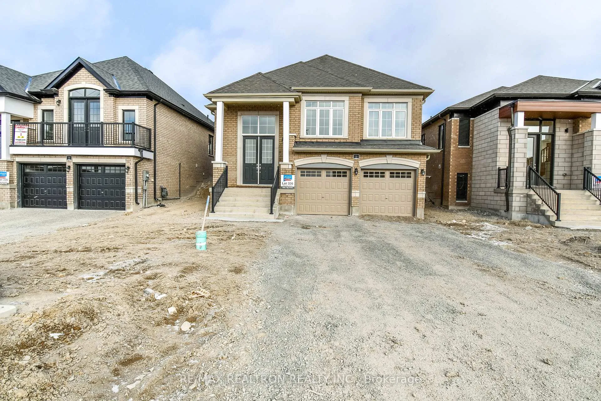 Front of 75 Sun Valley Avenue N