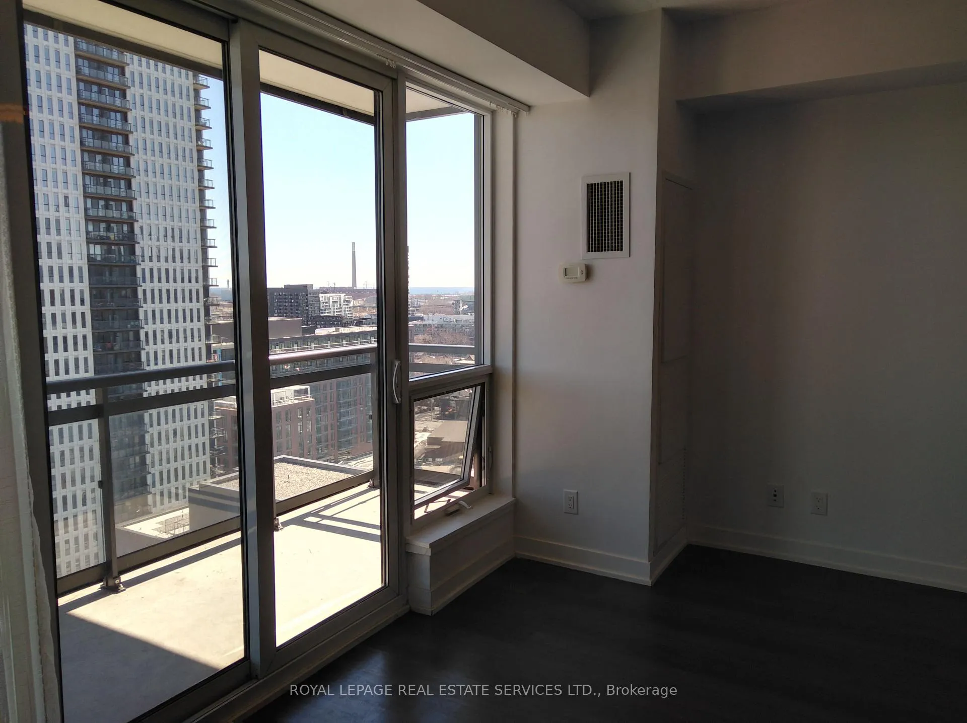Photo 12 of Unit 1602, 225 Sackville Street, Toronto, Regent Park — HOMEH