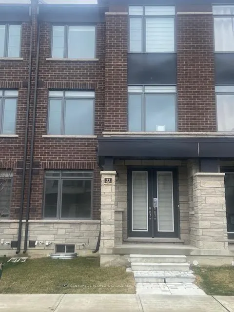 Front of 33 Camino Real Drive