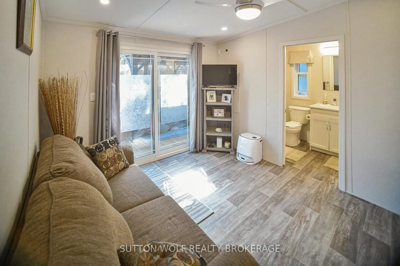 Photo 19 of Unit 32, 22790 Amiens Road, Middlesex Centre, Rural Middlesex Centre — HOMEH