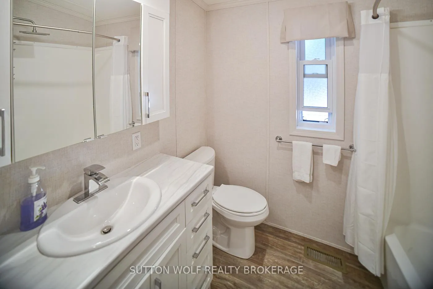 Photo 24 of Unit 32, 22790 Amiens Road, Middlesex Centre, Rural Middlesex Centre — HOMEH