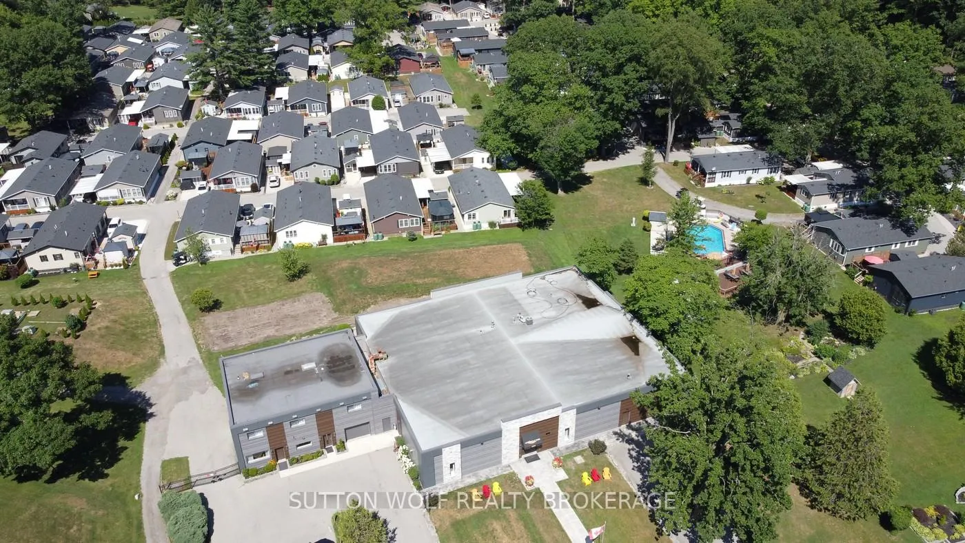 Photo 32 of Unit 32, 22790 Amiens Road, Middlesex Centre, Rural Middlesex Centre — HOMEH