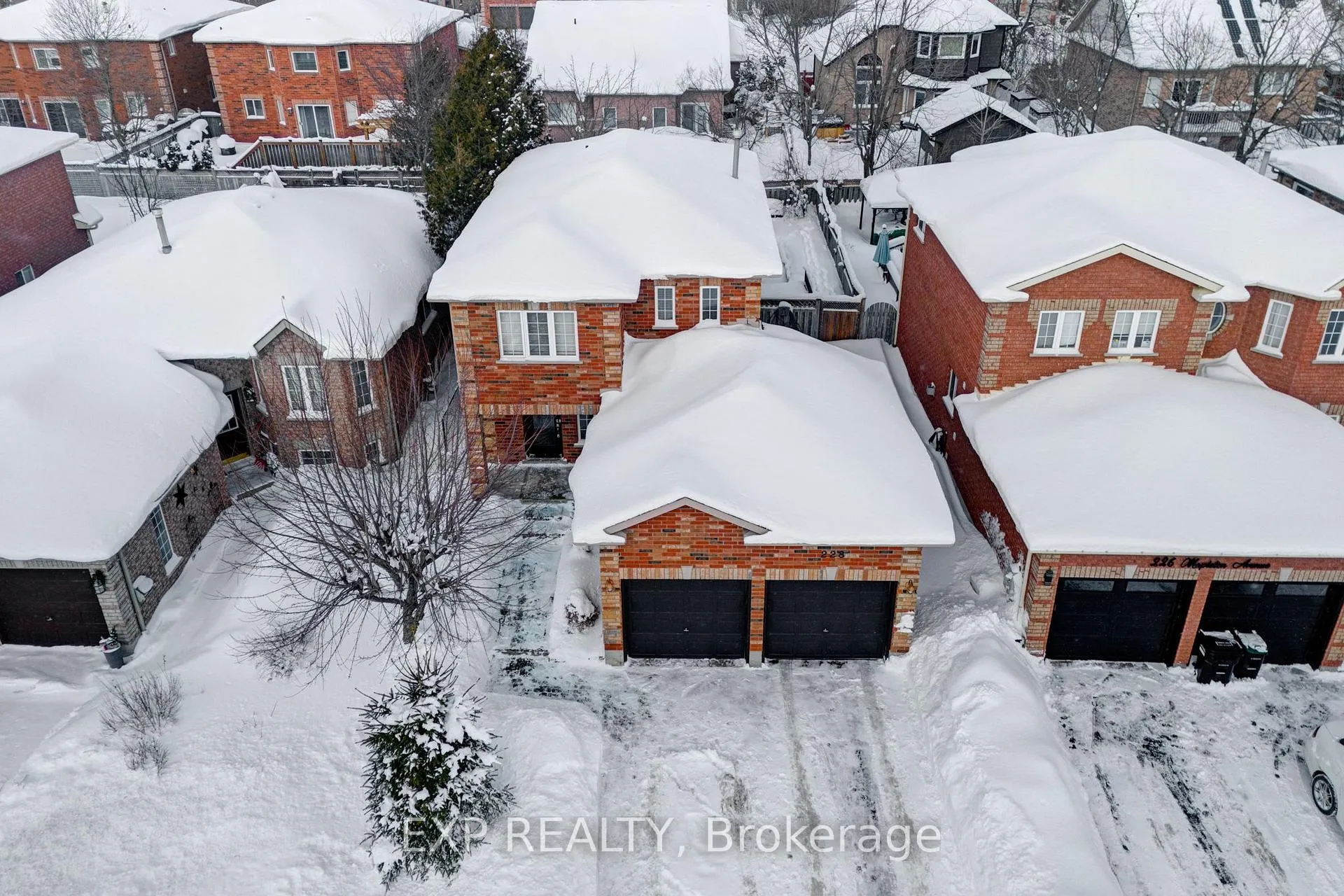Photo 1 of 228 Mapleton Avenue S, Barrie, Holly — HOMEH