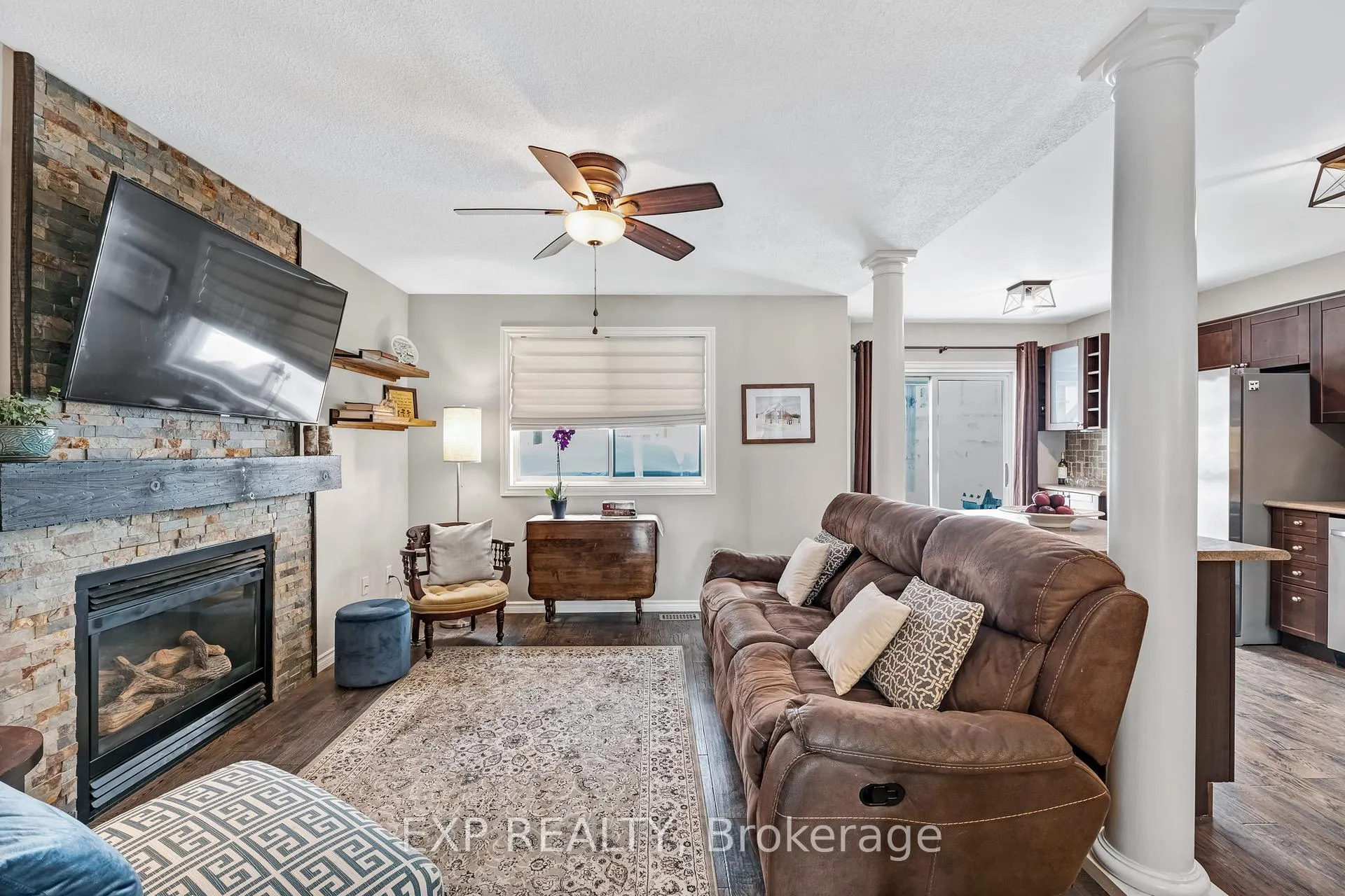 Photo 11 of 228 Mapleton Avenue S, Barrie, Holly — HOMEH