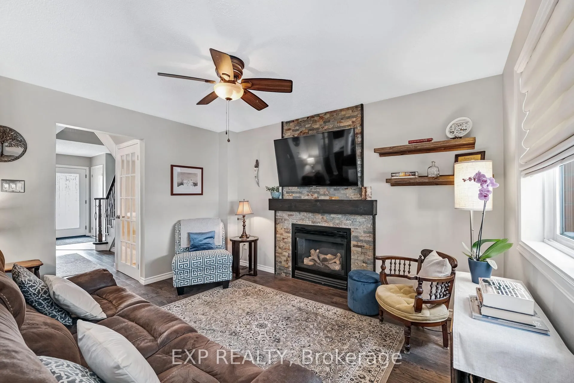 Photo 12 of 228 Mapleton Avenue S, Barrie, Holly — HOMEH