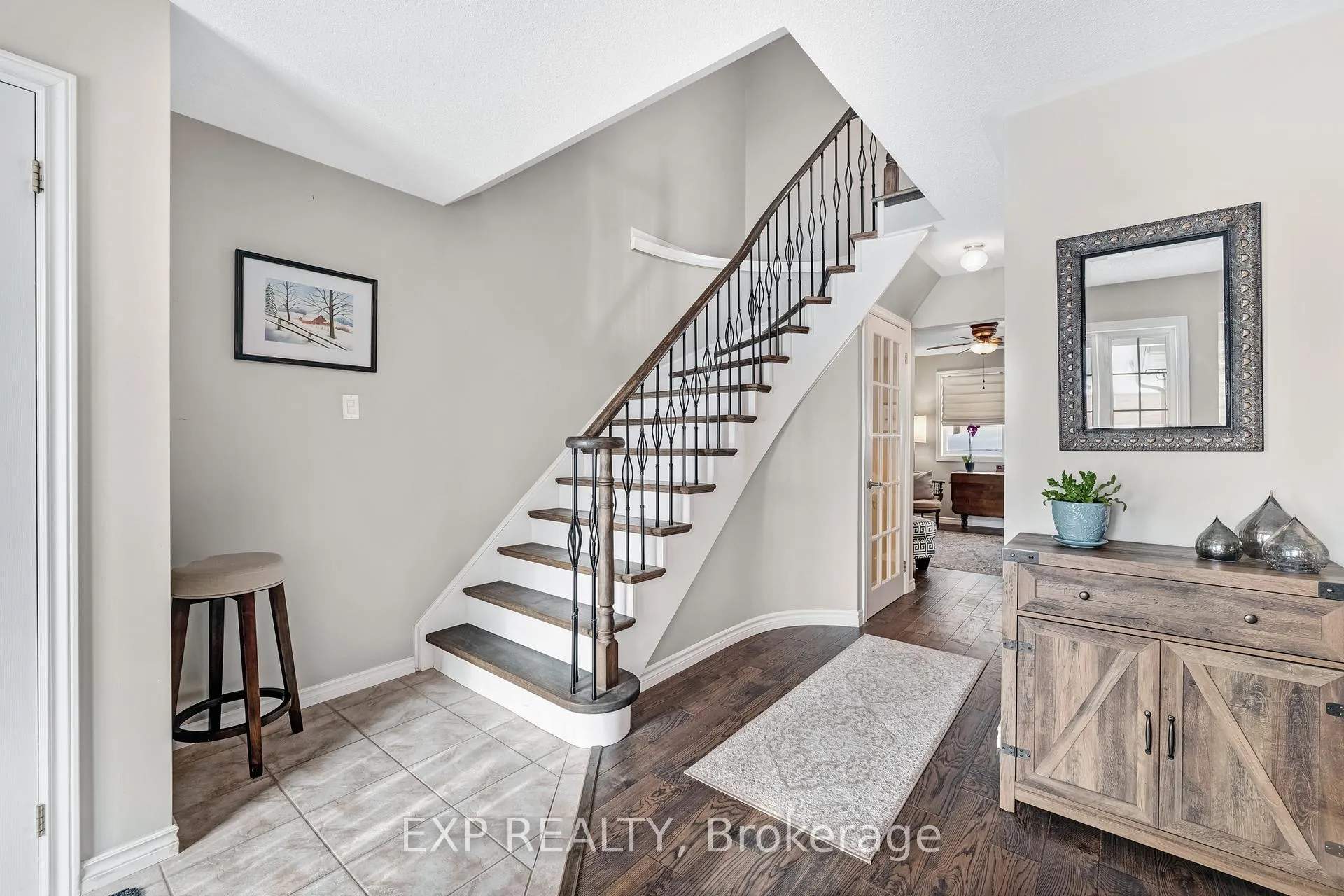 Photo 19 of 228 Mapleton Avenue S, Barrie, Holly — HOMEH