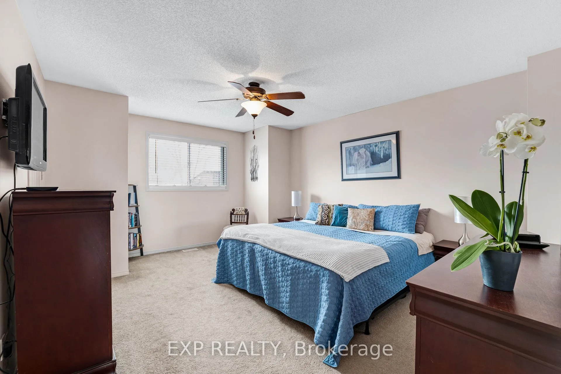 Photo 20 of 228 Mapleton Avenue S, Barrie, Holly — HOMEH