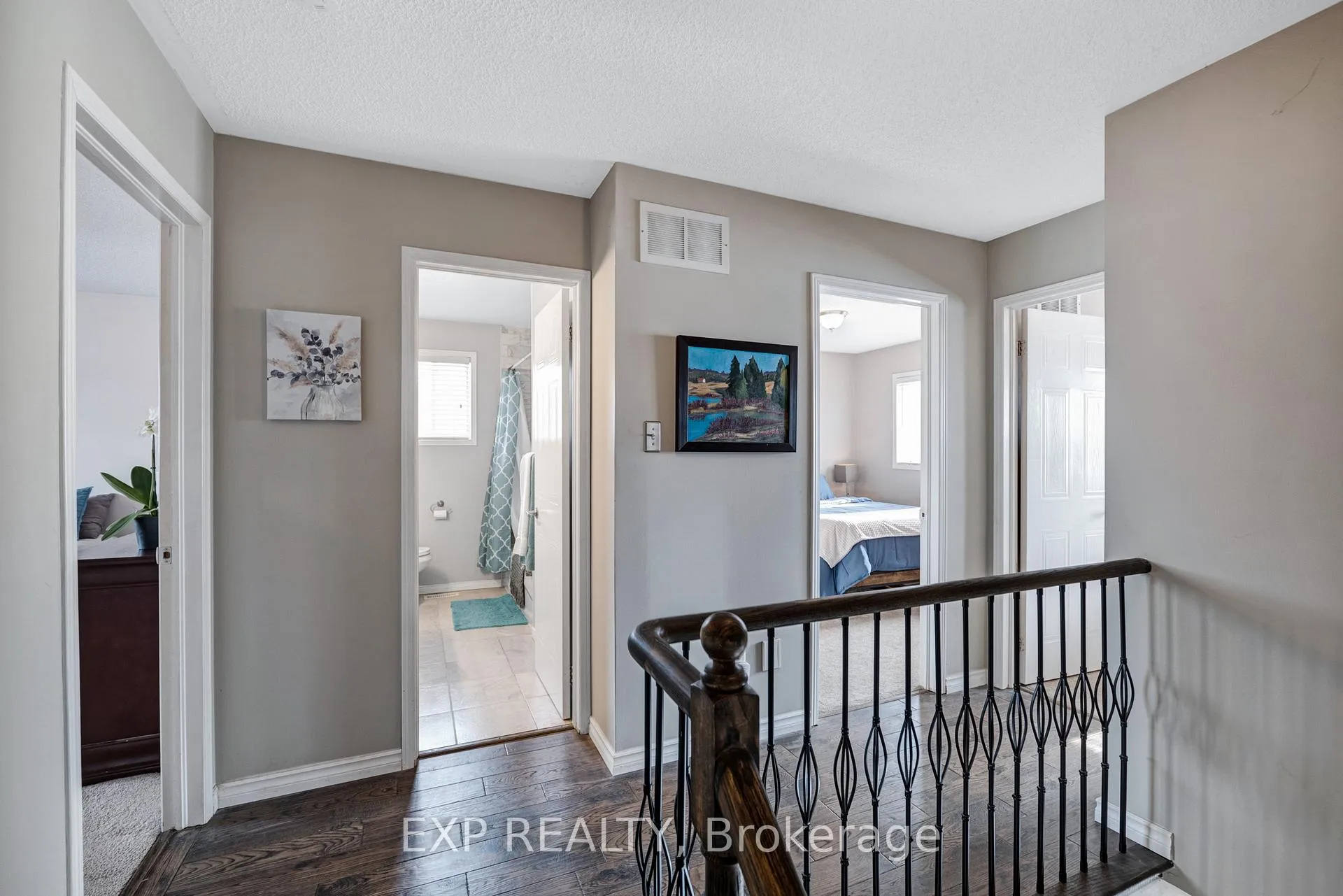 Photo 24 of 228 Mapleton Avenue S, Barrie, Holly — HOMEH