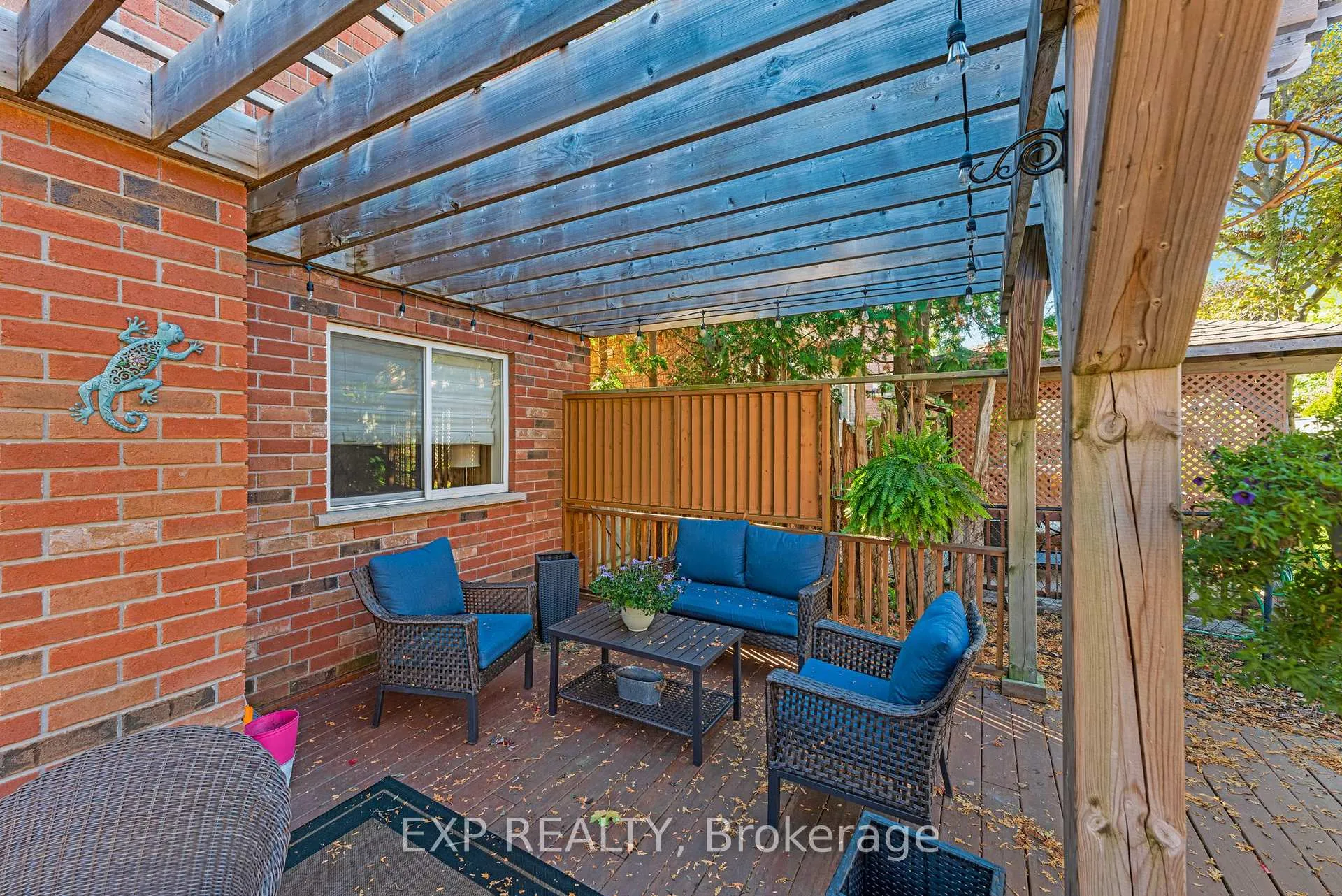 Photo 42 of 228 Mapleton Avenue S, Barrie, Holly — HOMEH