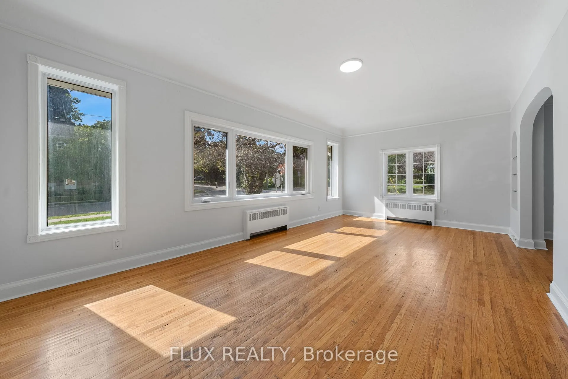 Photo 4 of 132 Merner Avenue, Kitchener — HOMEH