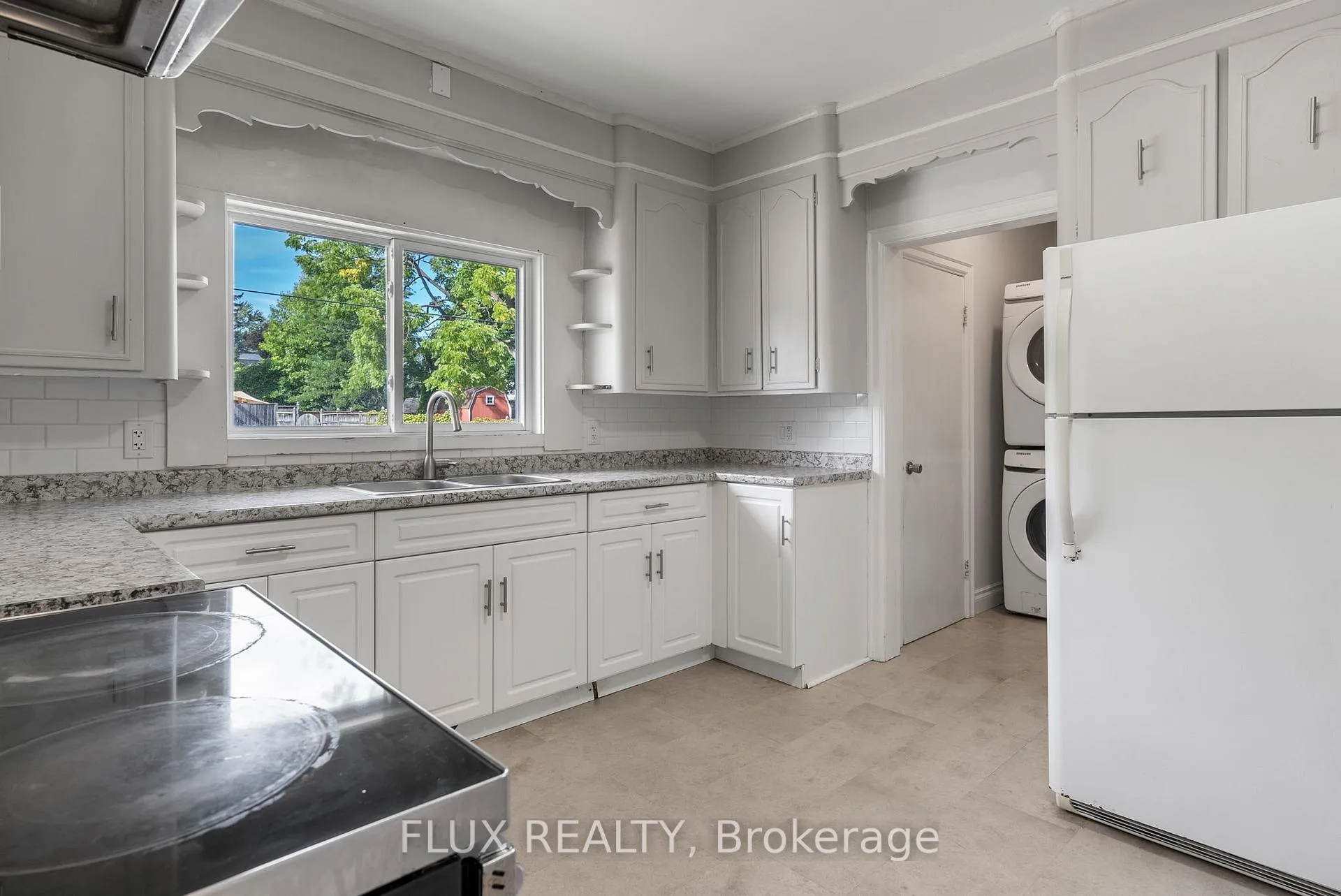 Photo 11 of 132 Merner Avenue, Kitchener — HOMEH