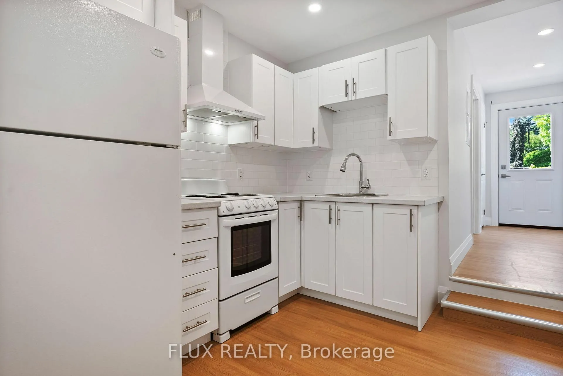 Photo 21 of 132 Merner Avenue, Kitchener — HOMEH
