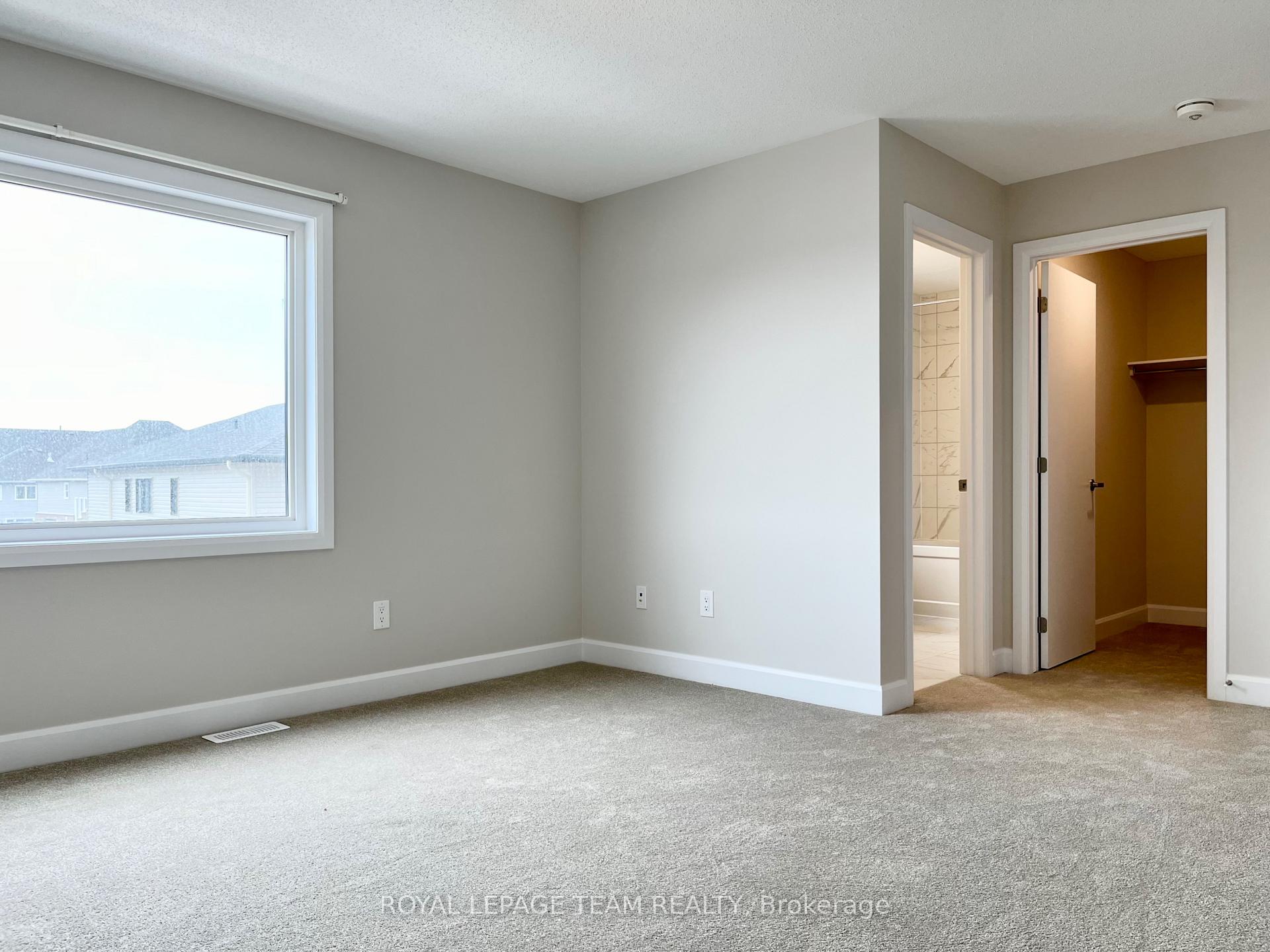Photo 14 of 642 Expansion Road, Ottawa, Barrhaven - Half Moon Bay — HOMEH