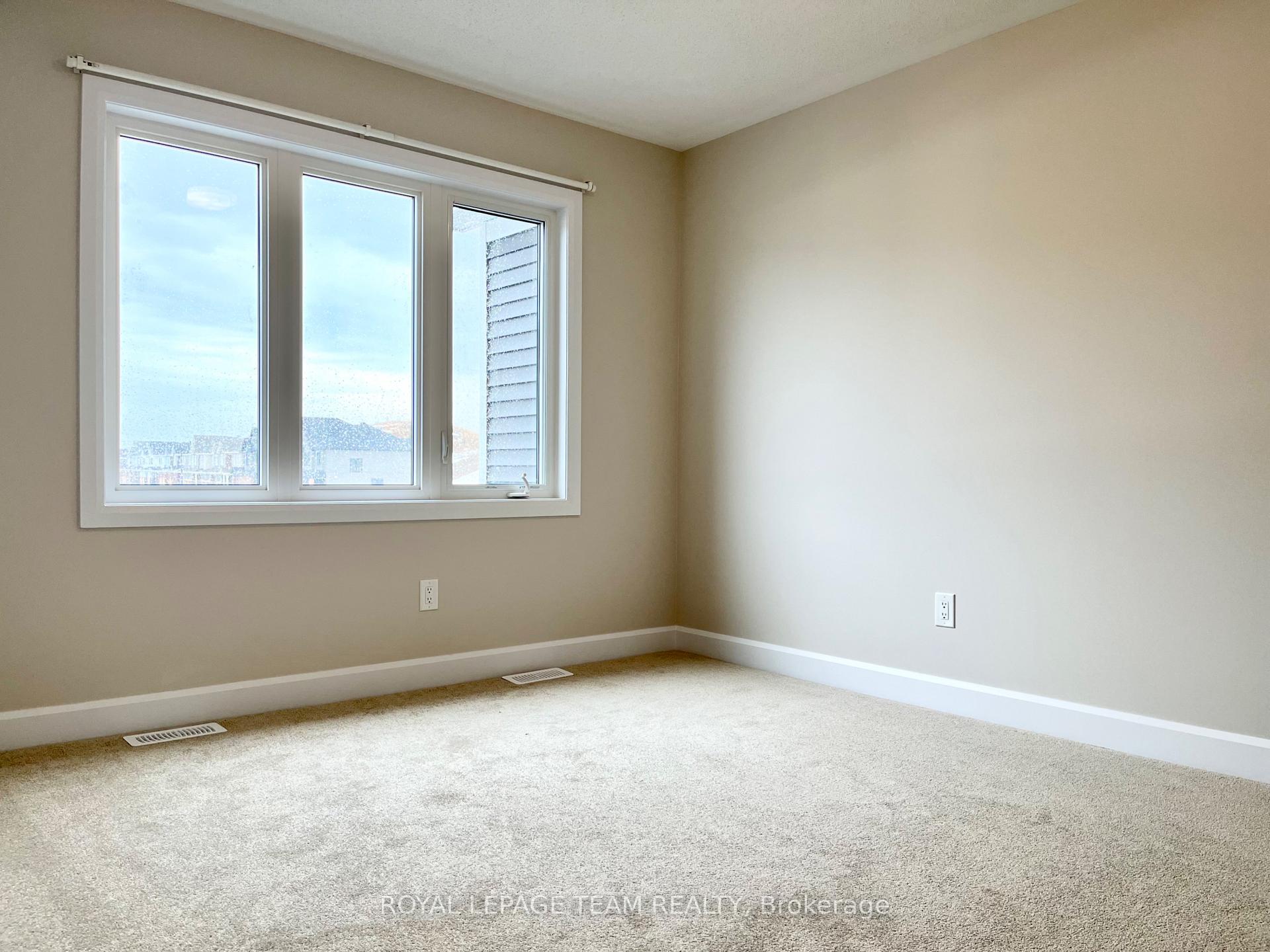 Photo 18 of 642 Expansion Road, Ottawa, Barrhaven - Half Moon Bay — HOMEH
