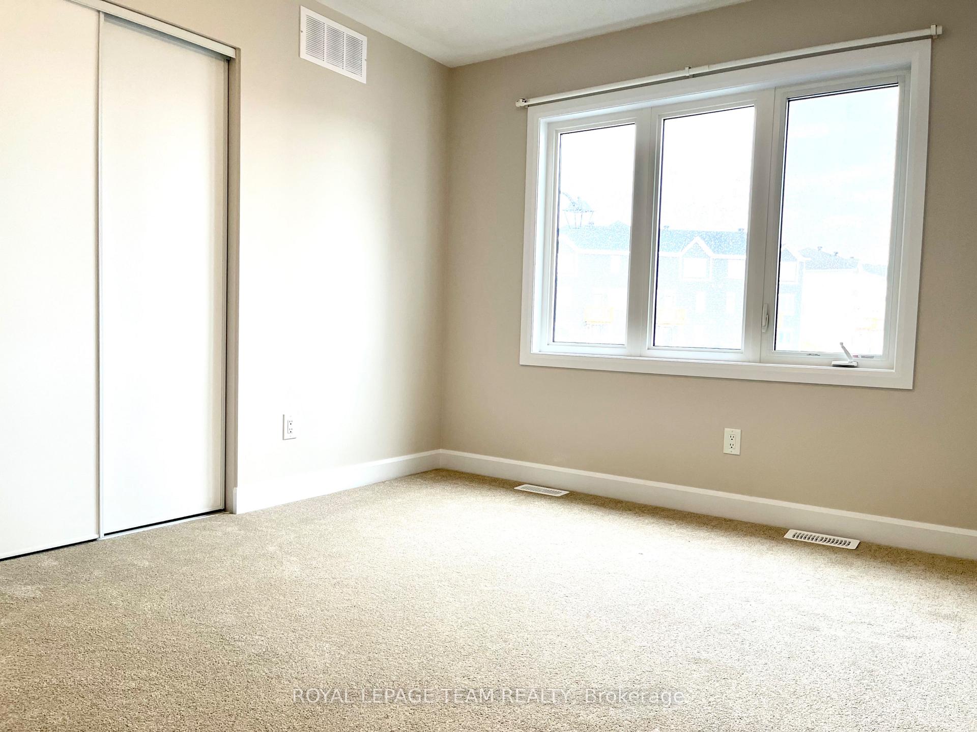 Photo 21 of 642 Expansion Road, Ottawa, Barrhaven - Half Moon Bay — HOMEH