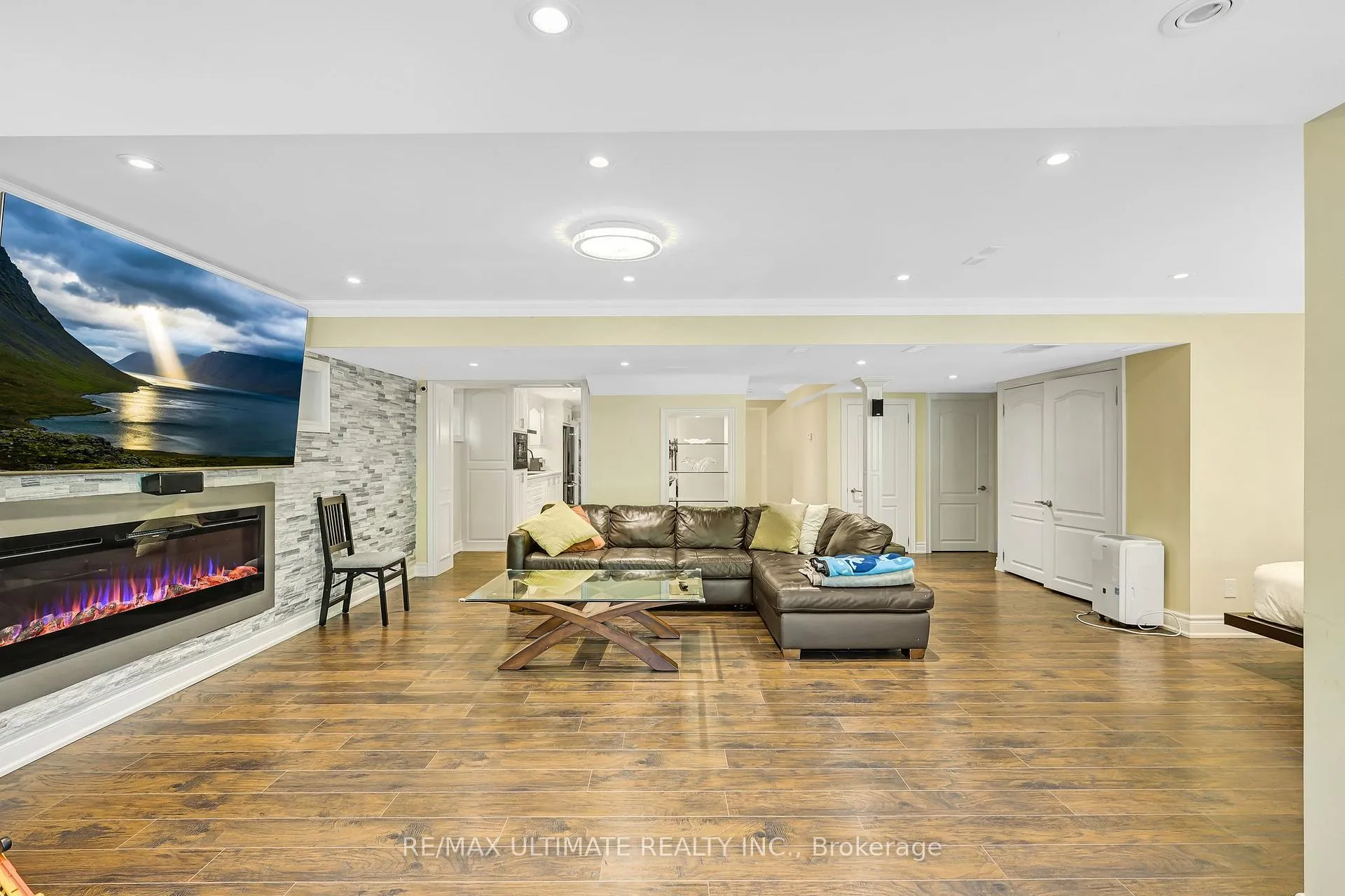 Photo 35 of 42 Donwoods Crescent, Whitby, Taunton North — HOMEH