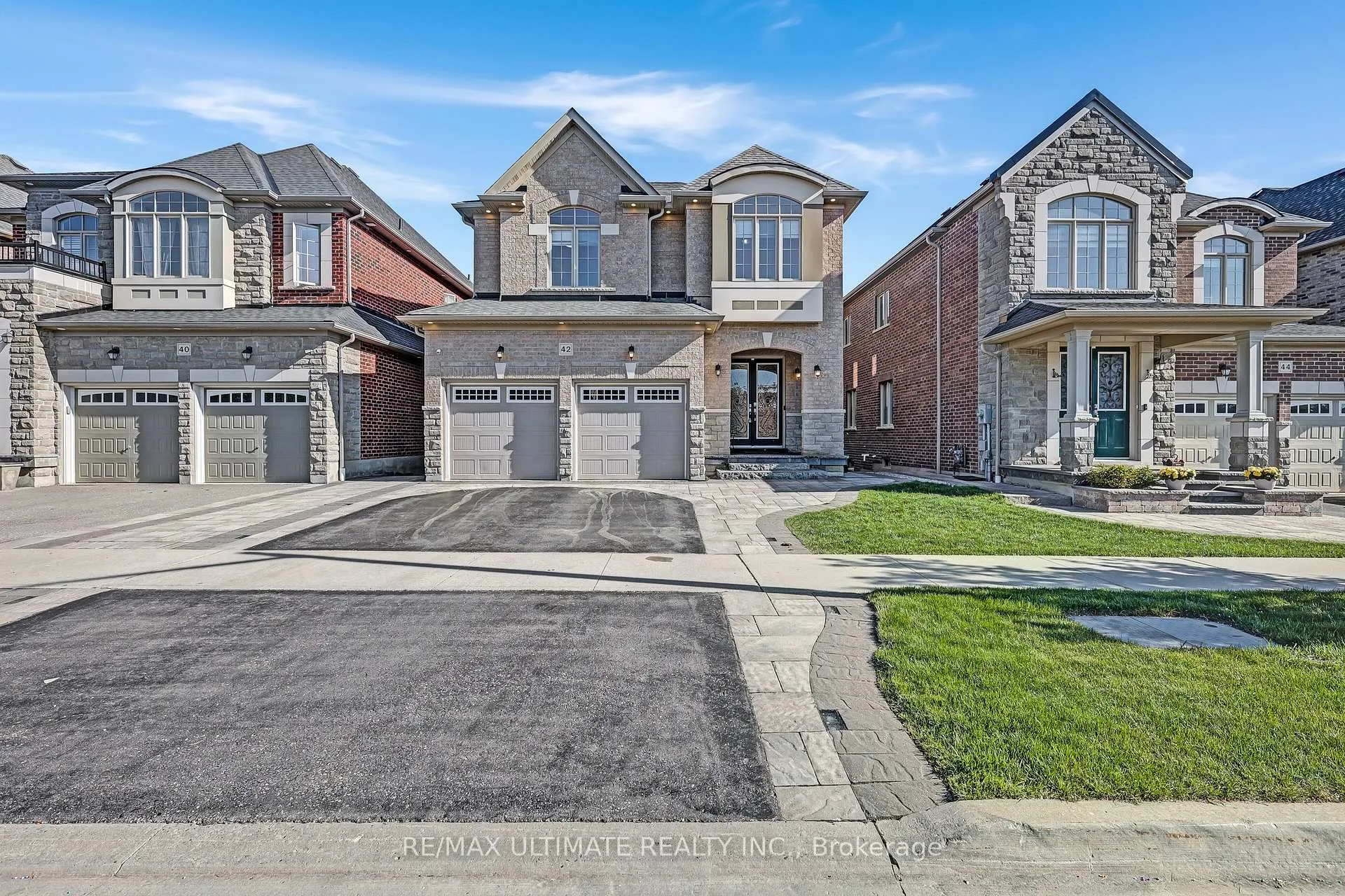 Photo 42 of 42 Donwoods Crescent, Whitby, Taunton North — HOMEH