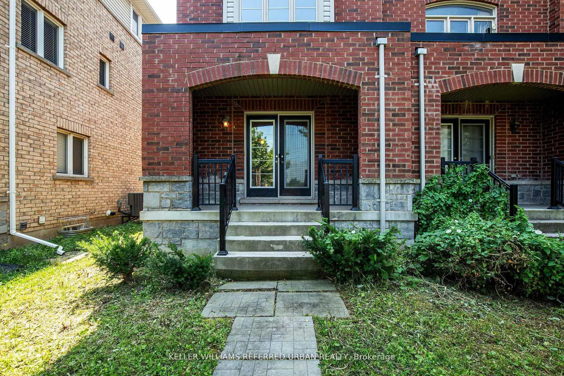 Photo 2 of 81 Chokecherry Crescent, Markham, Wismer — HOMEH