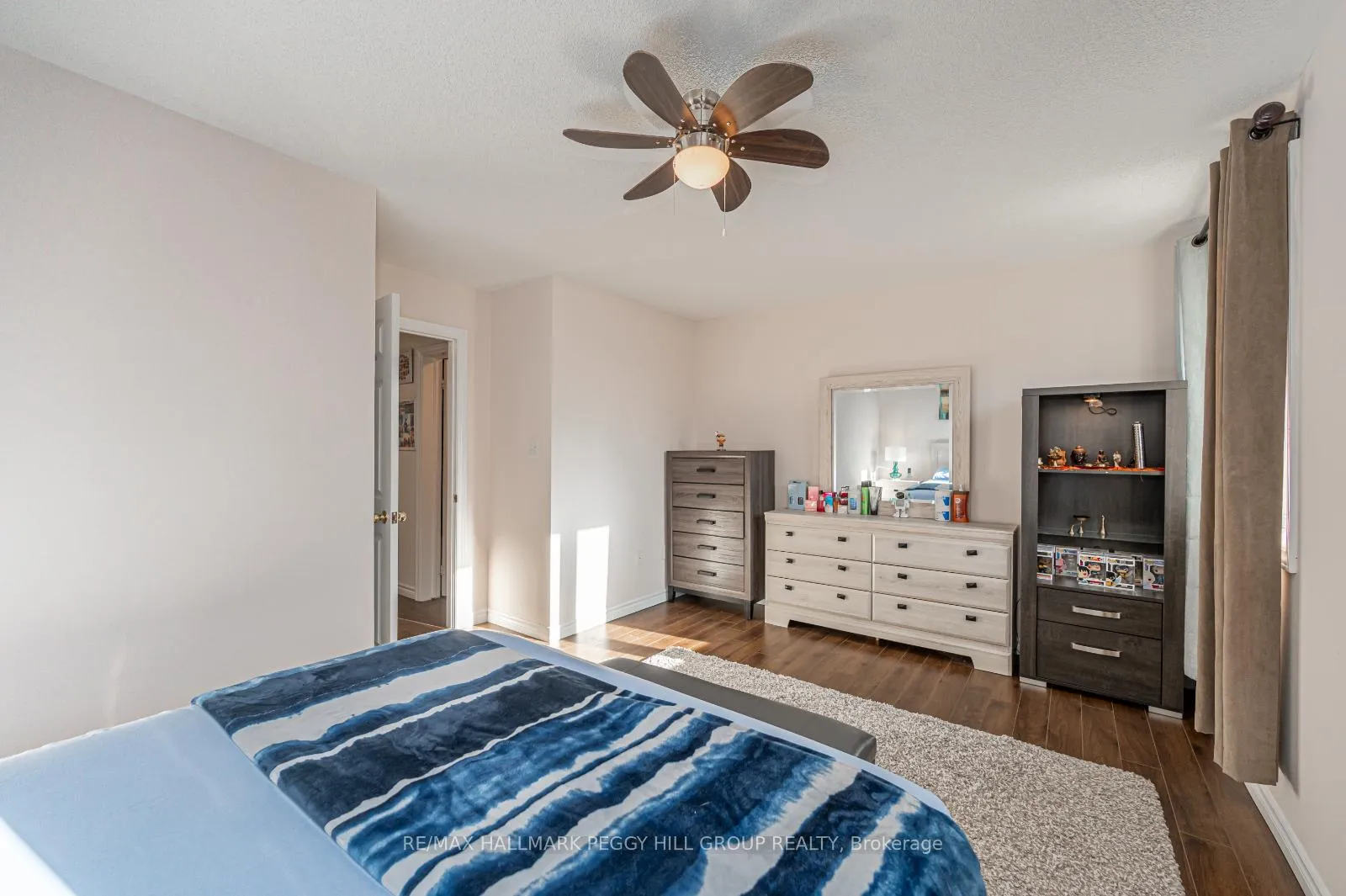 Photo 12 of 5 Arch Brown Court, Barrie, East Bayfield — HOMEH