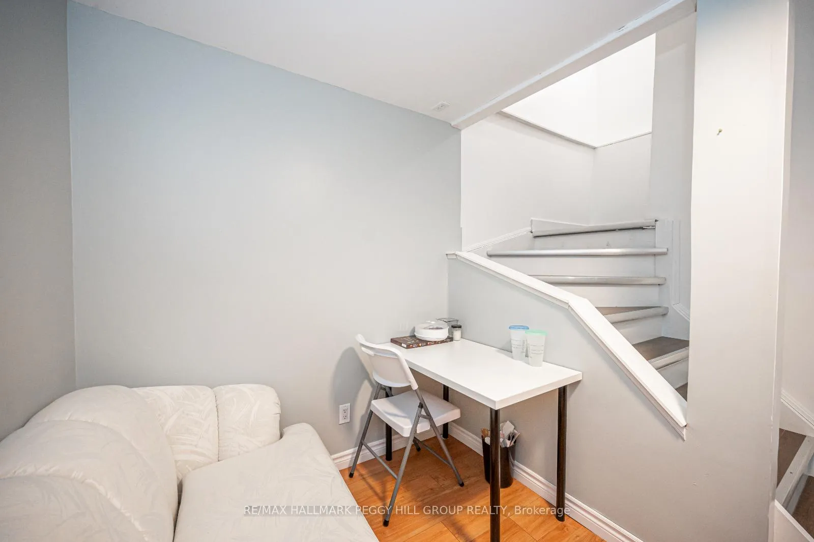 Photo 17 of 5 Arch Brown Court, Barrie, East Bayfield — HOMEH