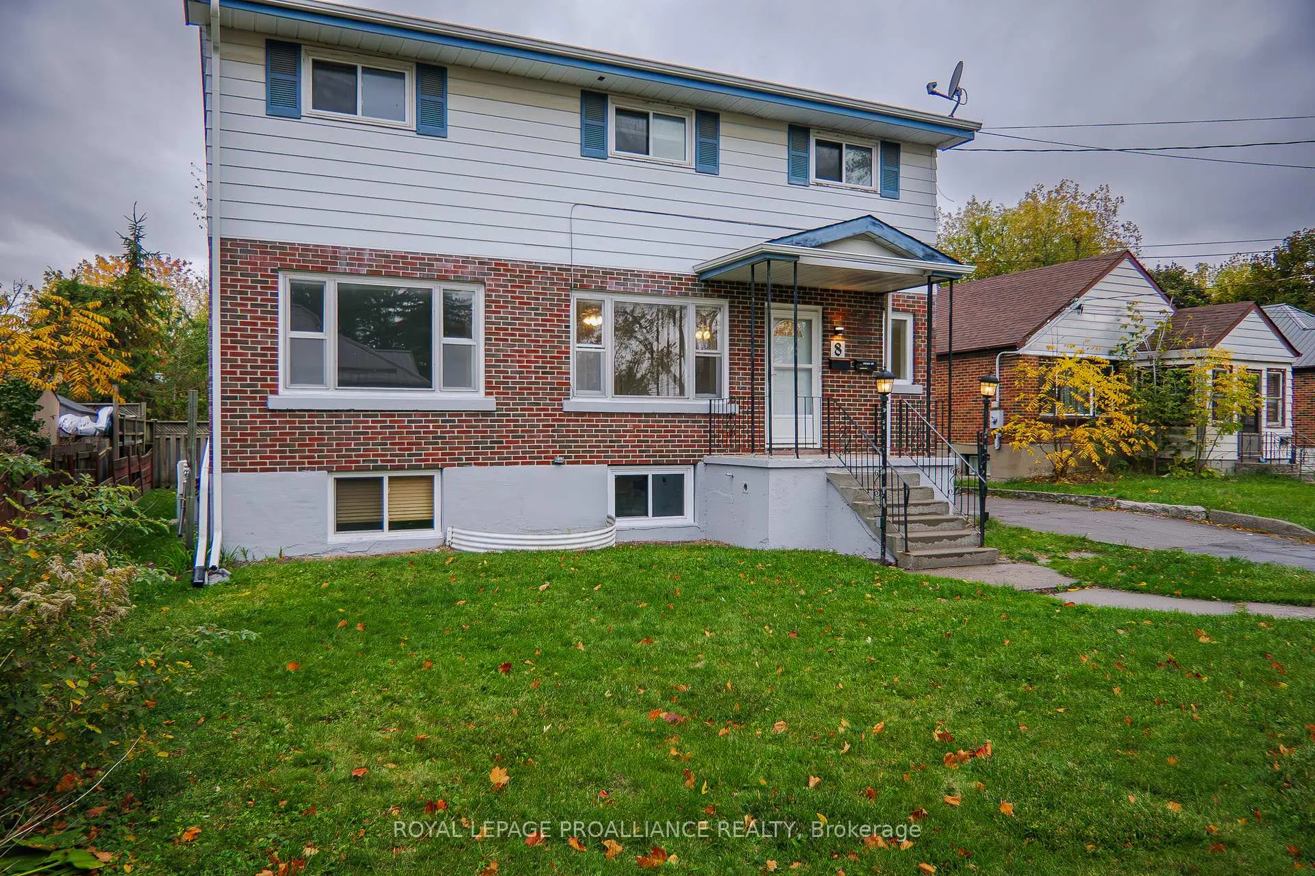 Front of 8 Reynolds Crescent