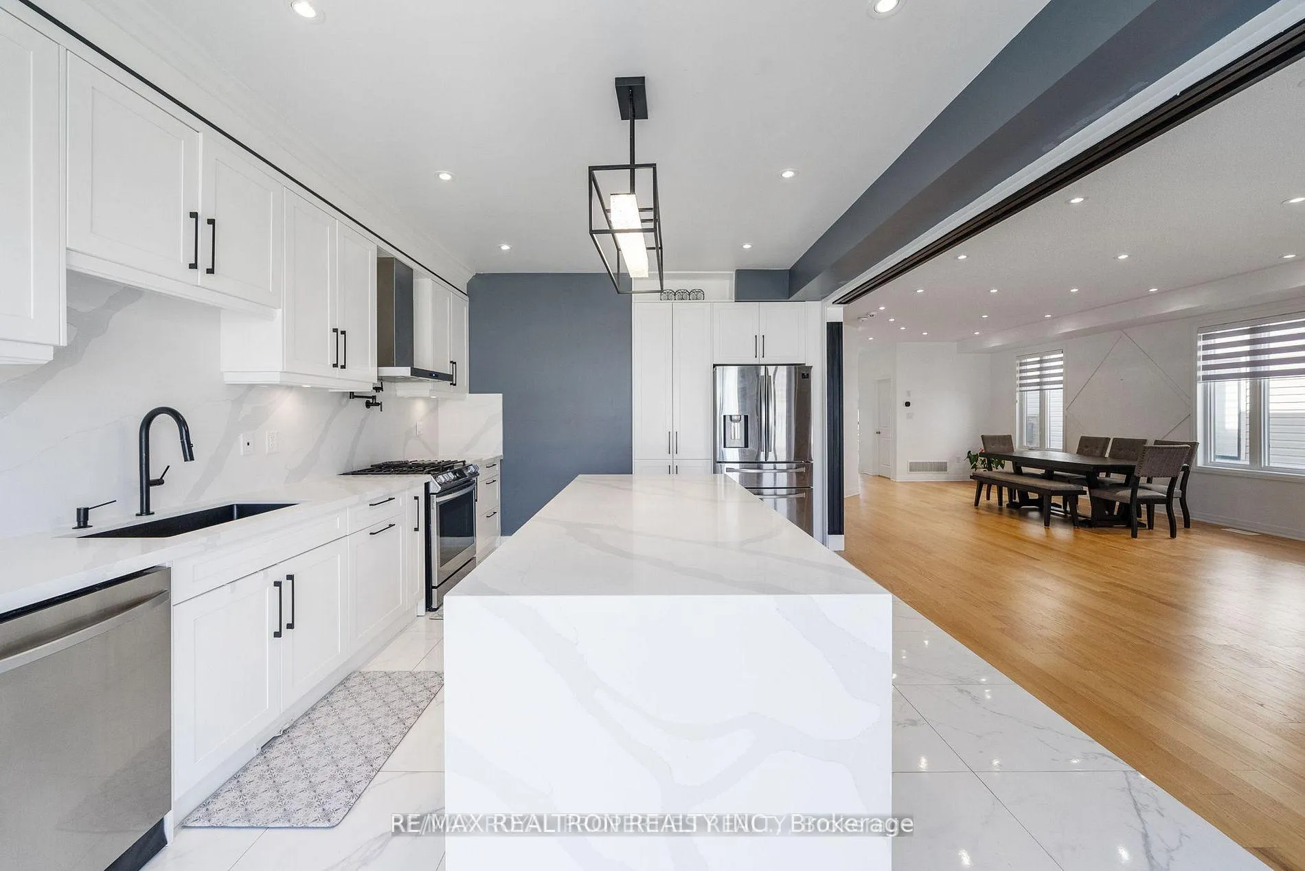 Photo 22 of 43 Clipper Lane, Clarington, Bowmanville — HOMEH