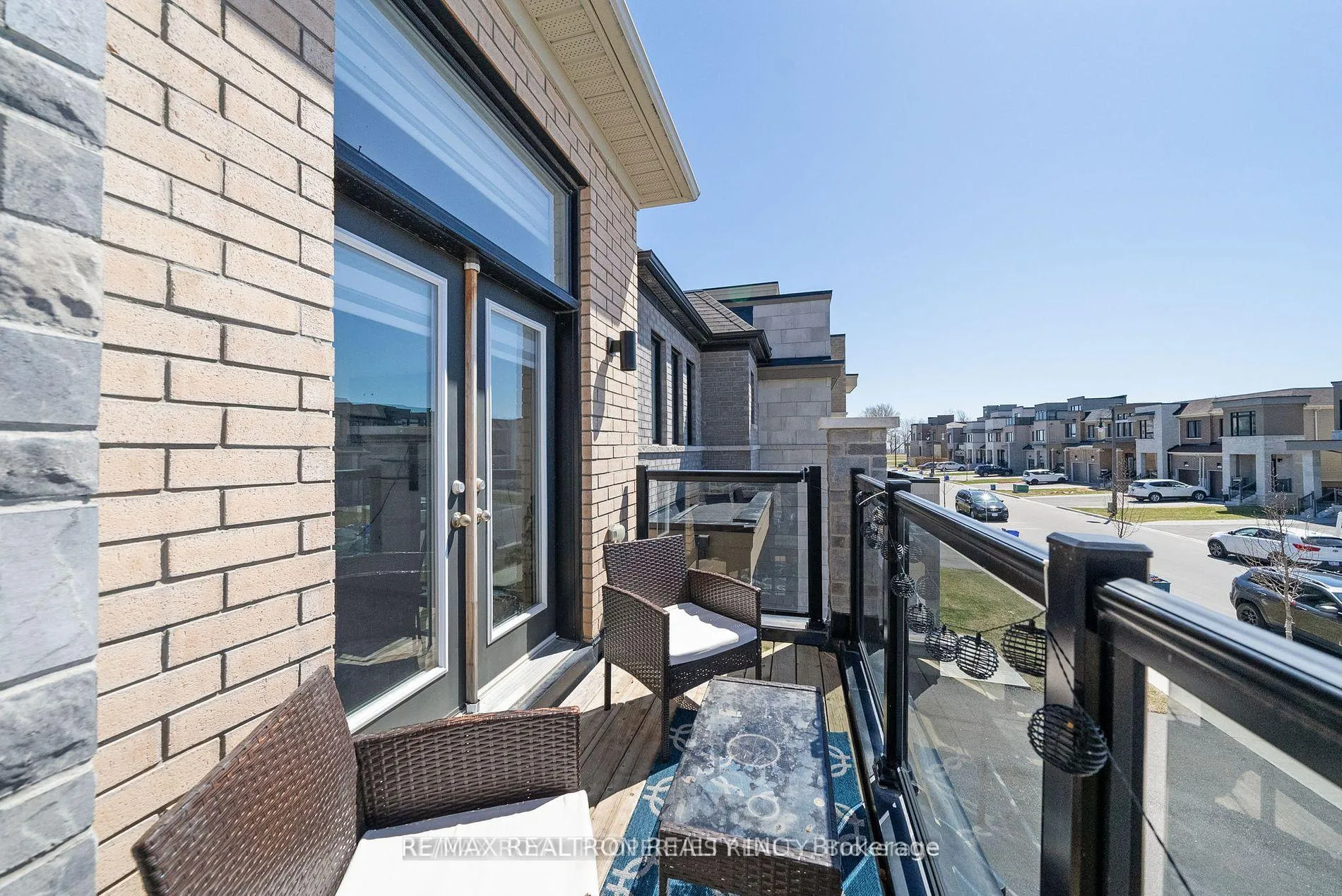 Photo 35 of 43 Clipper Lane, Clarington, Bowmanville — HOMEH