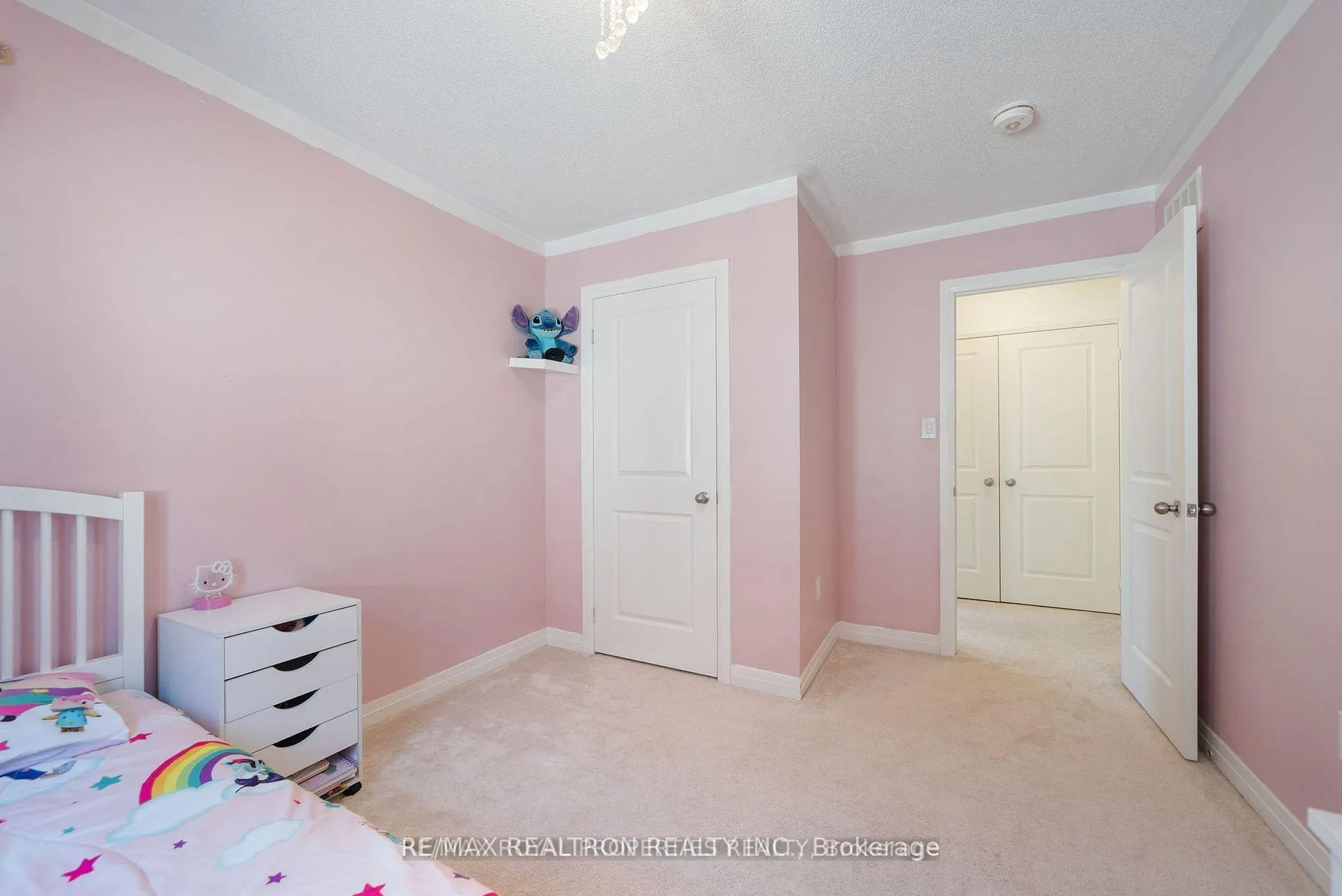 Photo 43 of 43 Clipper Lane, Clarington, Bowmanville — HOMEH